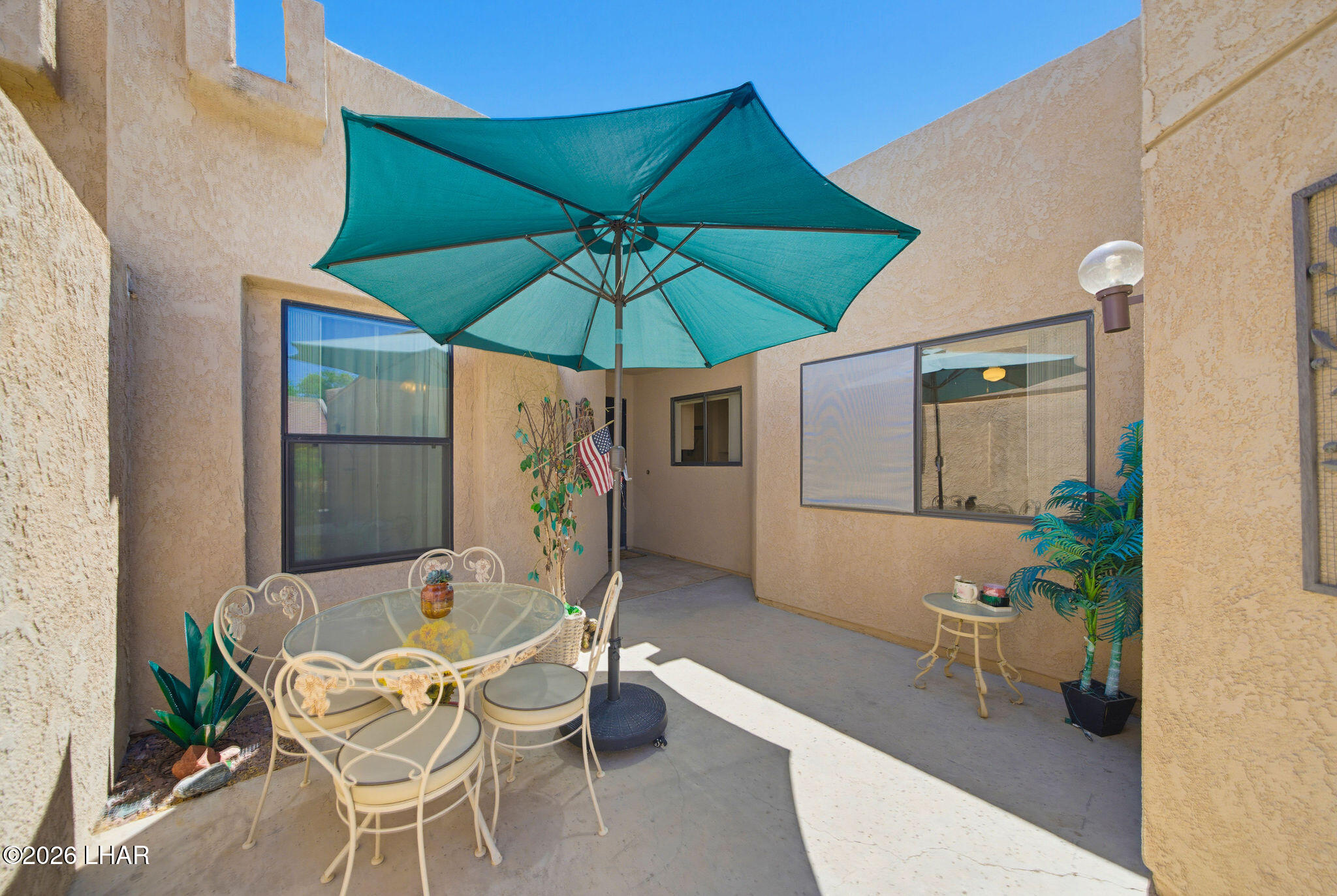 2559 Firestone Pl Property Photo 4