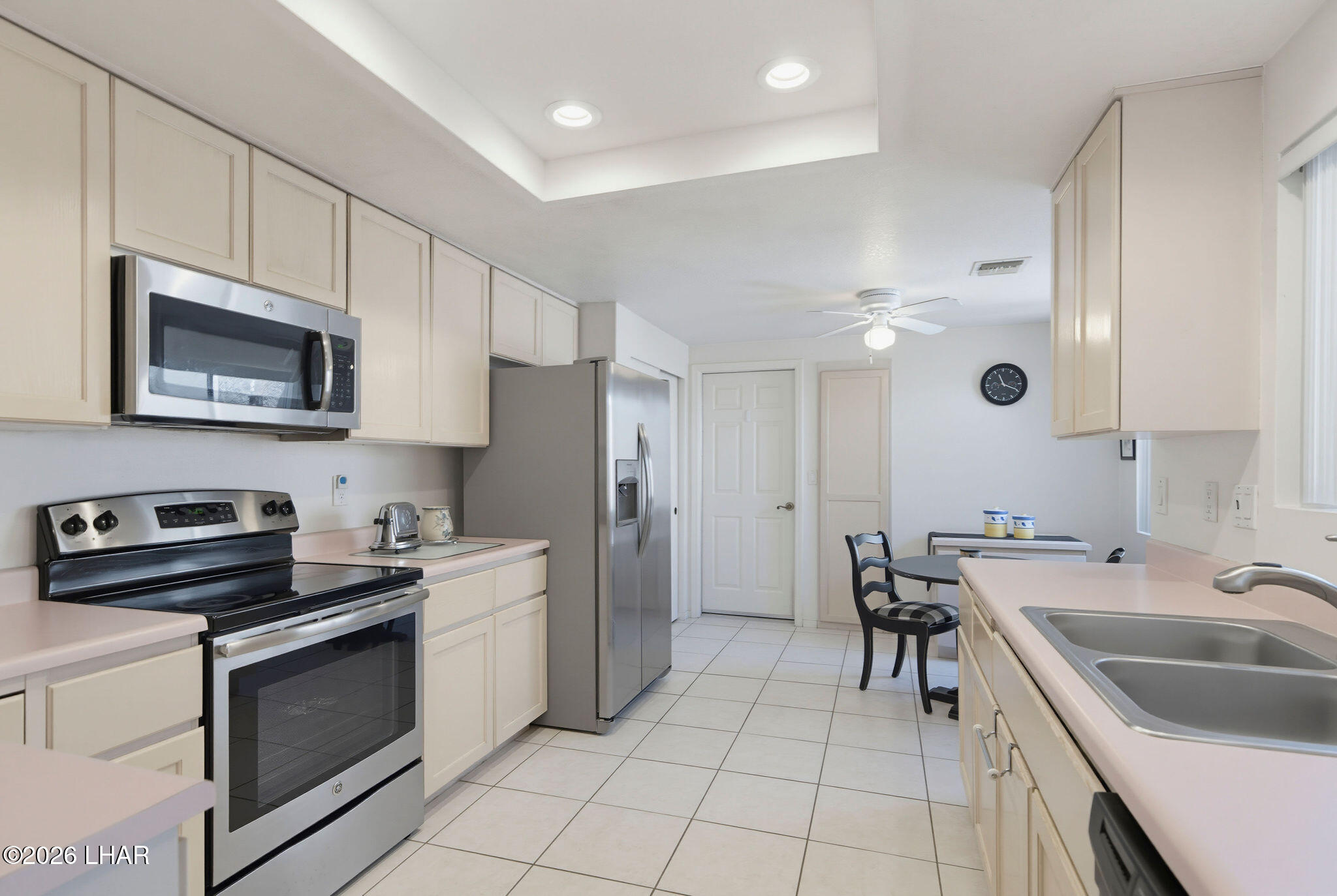 2559 Firestone Pl Property Photo 14
