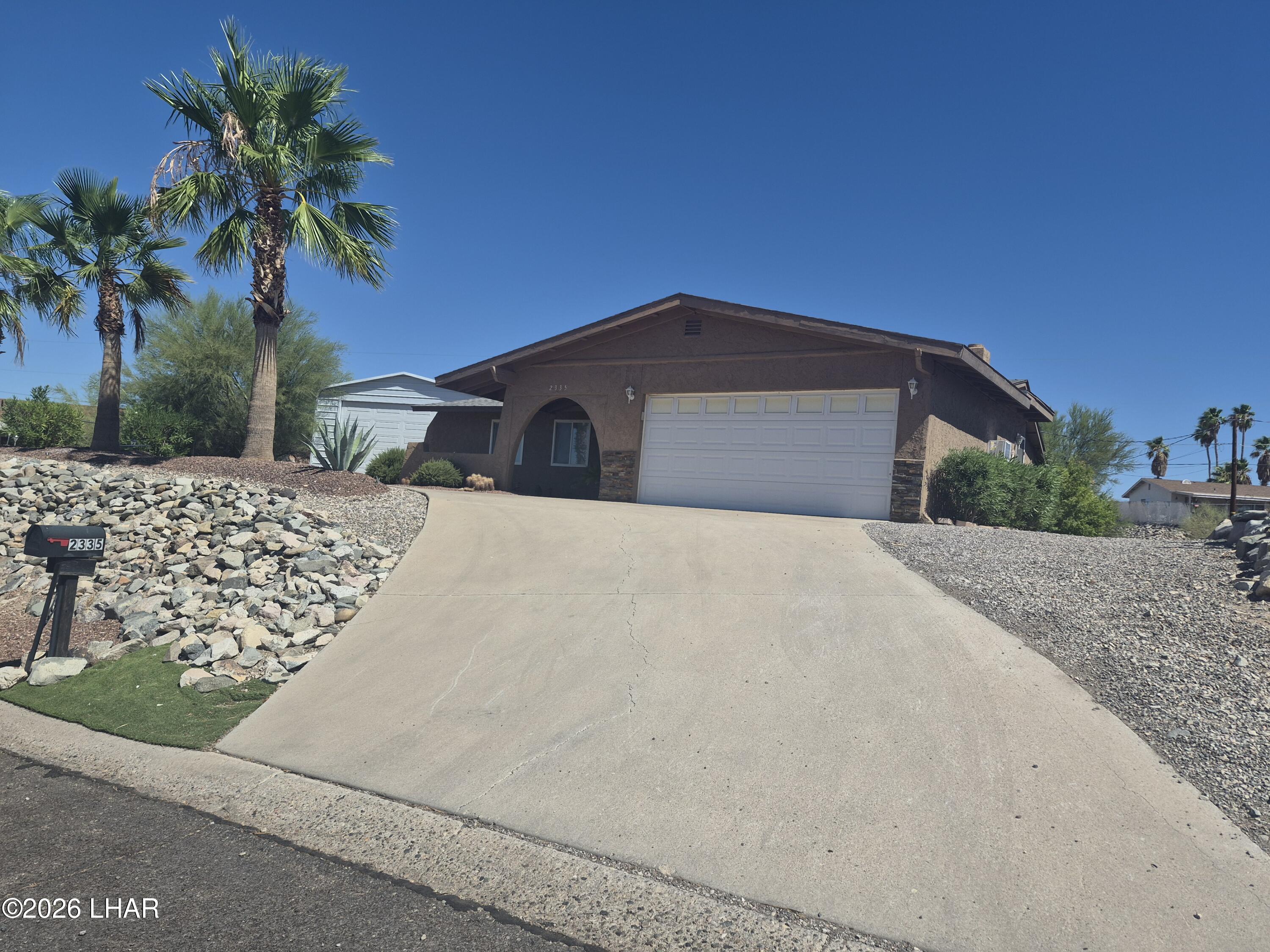 2335 Pima Dr S Property Photo 1