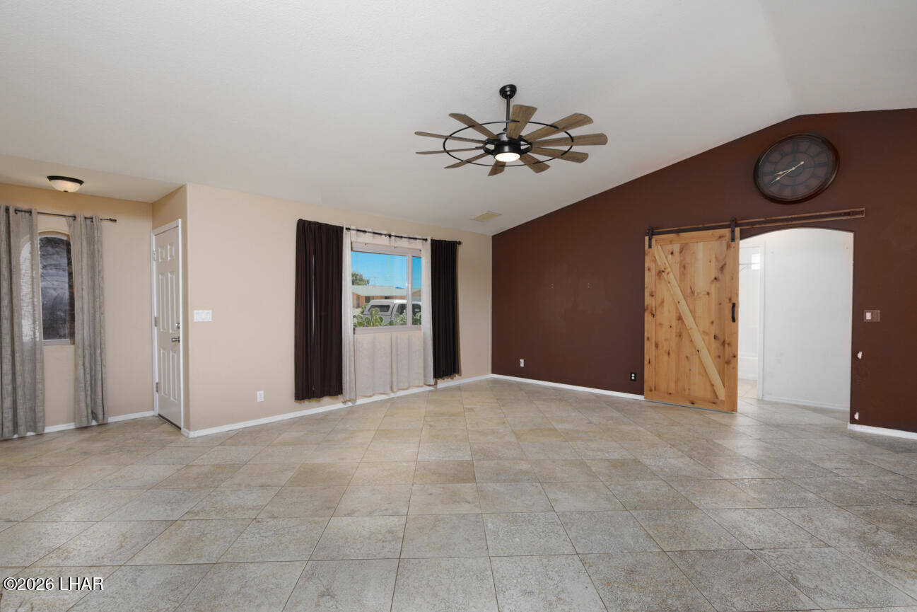 3715 Clearwater Dr Property Photo 10