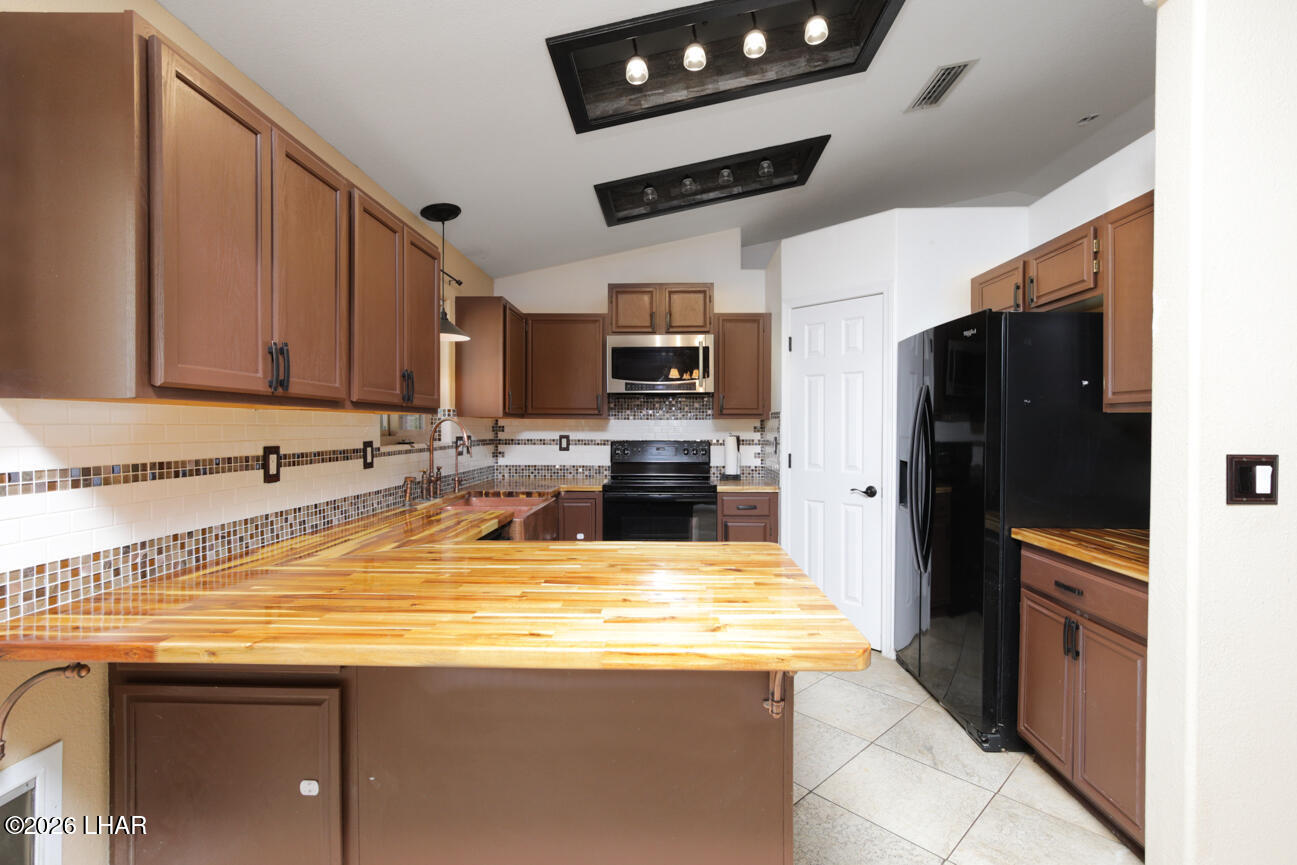 3715 Clearwater Dr Property Photo 13