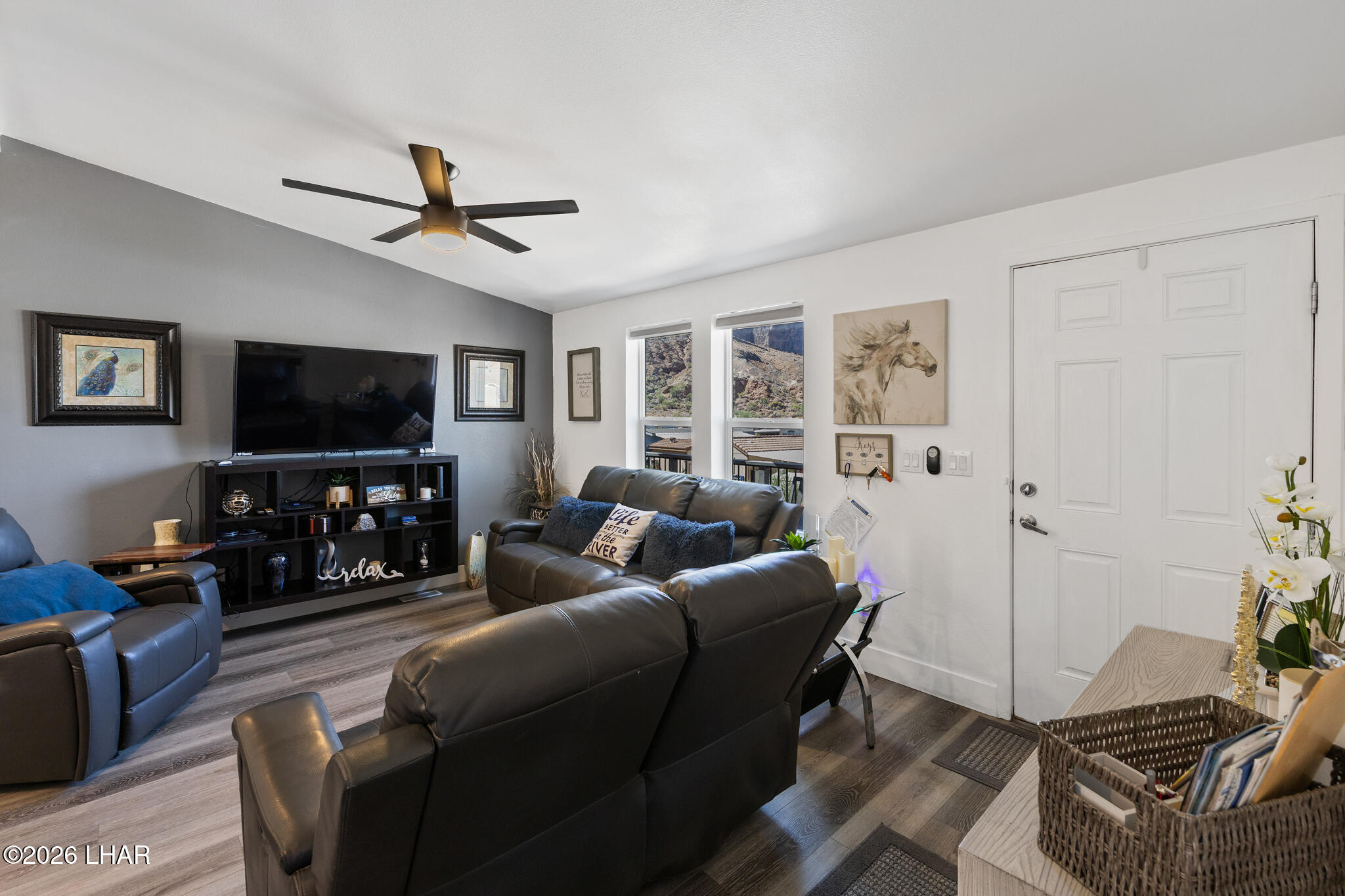 37219 River Bend Dr Property Photo 4