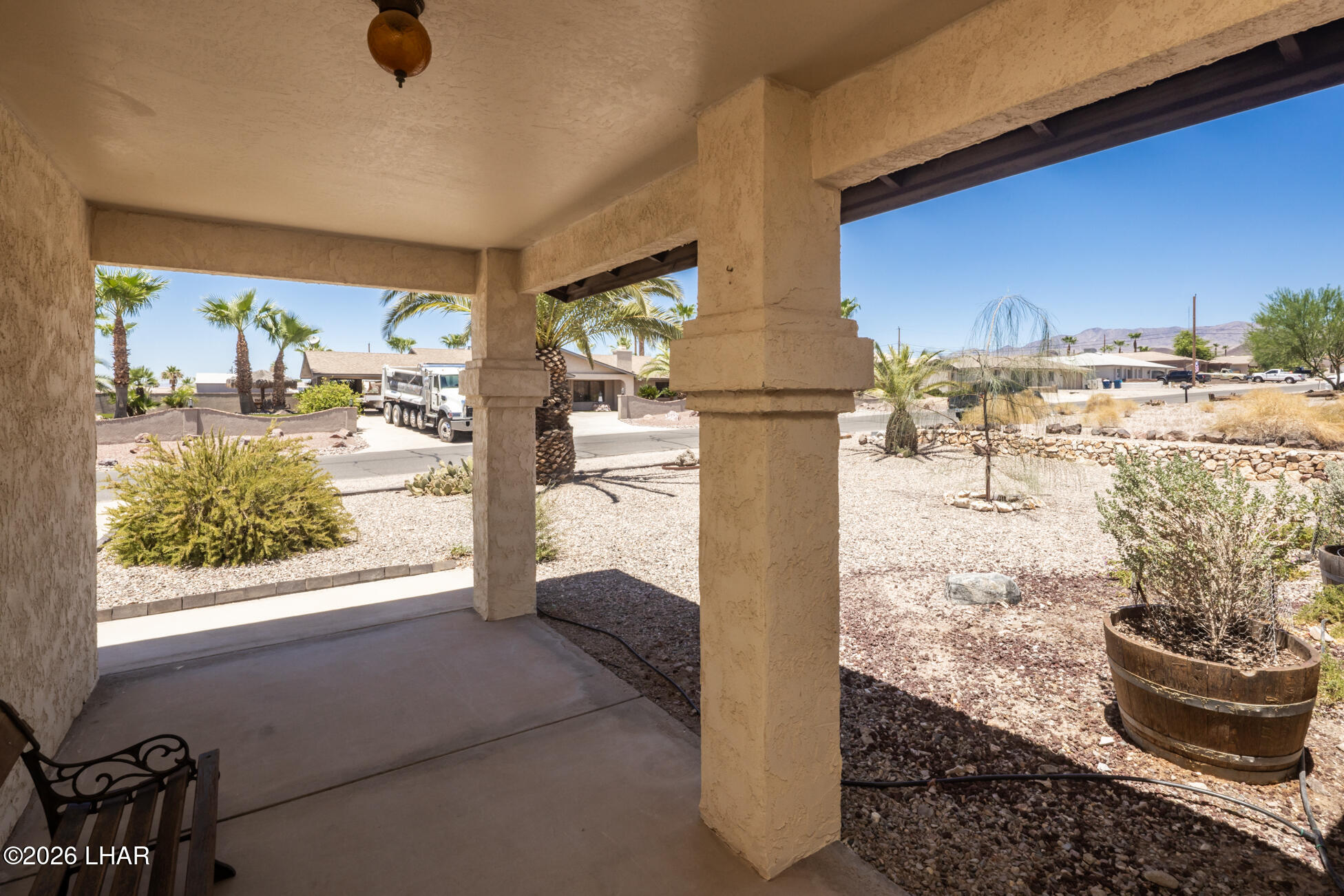 3480 Mockingbird Dr Property Photo 4