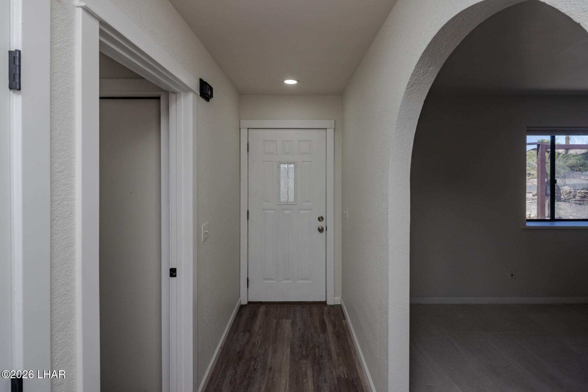 3480 Mockingbird Dr Property Photo 5