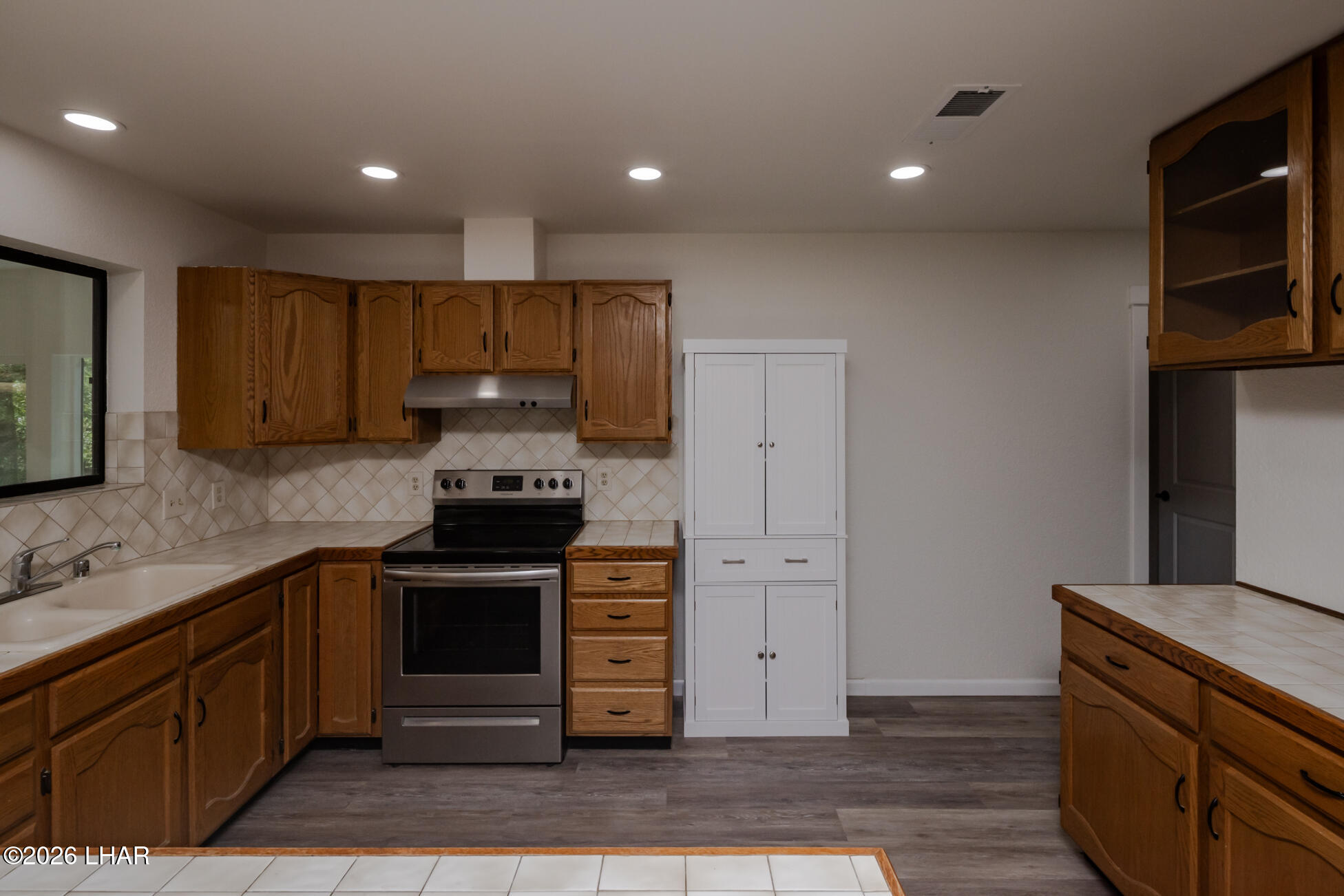 3480 Mockingbird Dr Property Photo 16