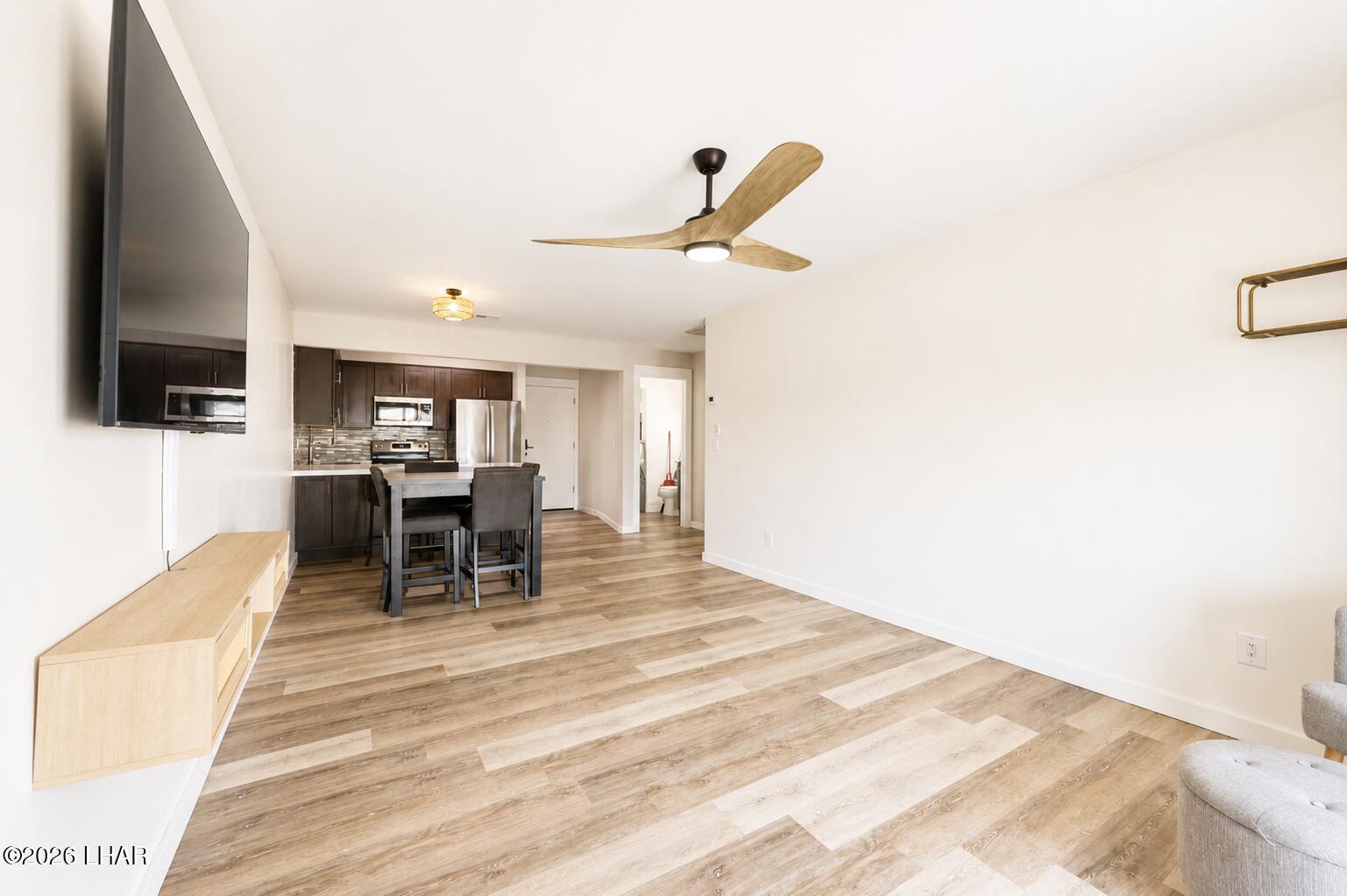 1850 Swanson Ave B12 Property Photo 2