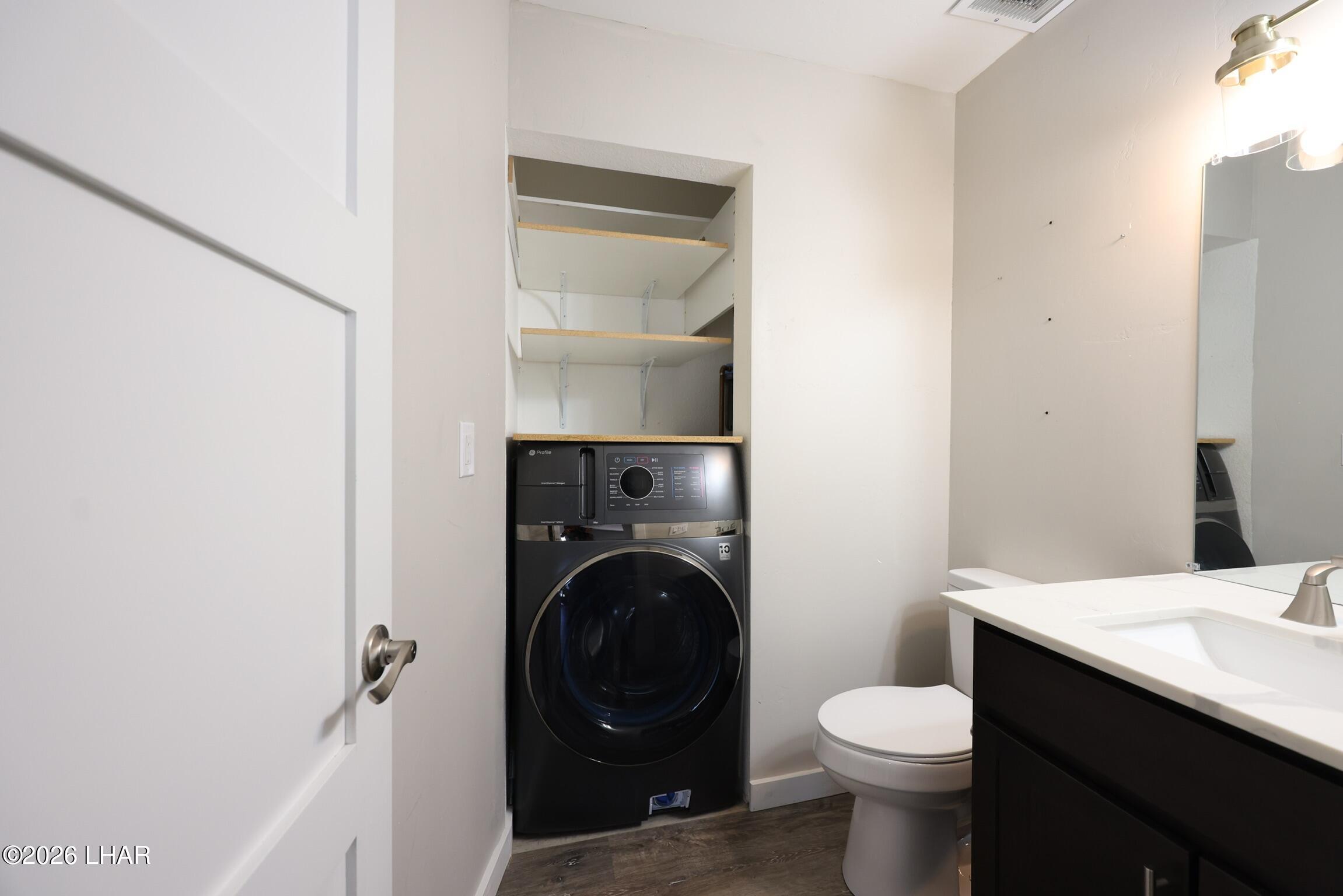 1850 Swanson Ave B12 Property Photo 6