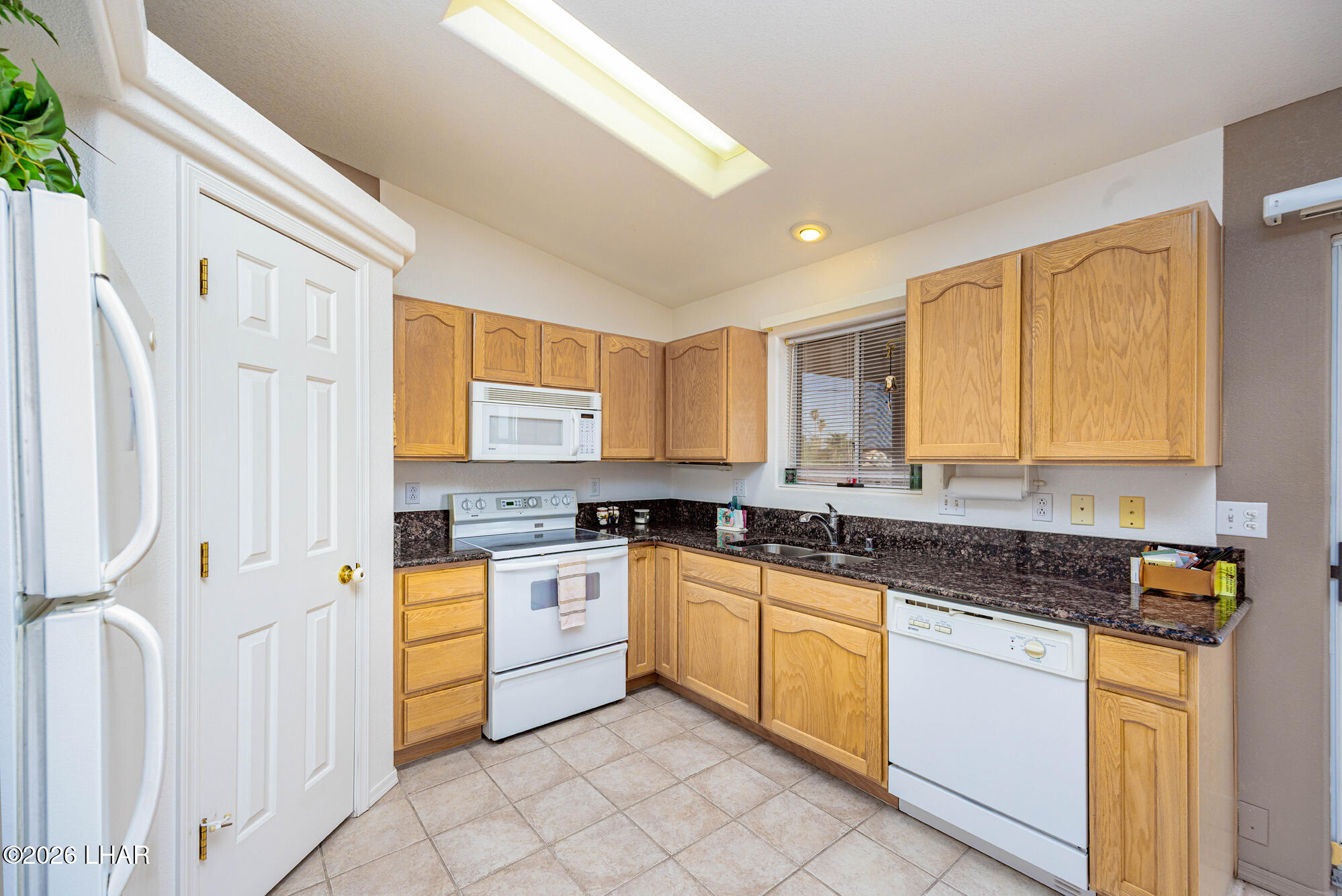 3130 Silverspoon Dr Property Photo 7