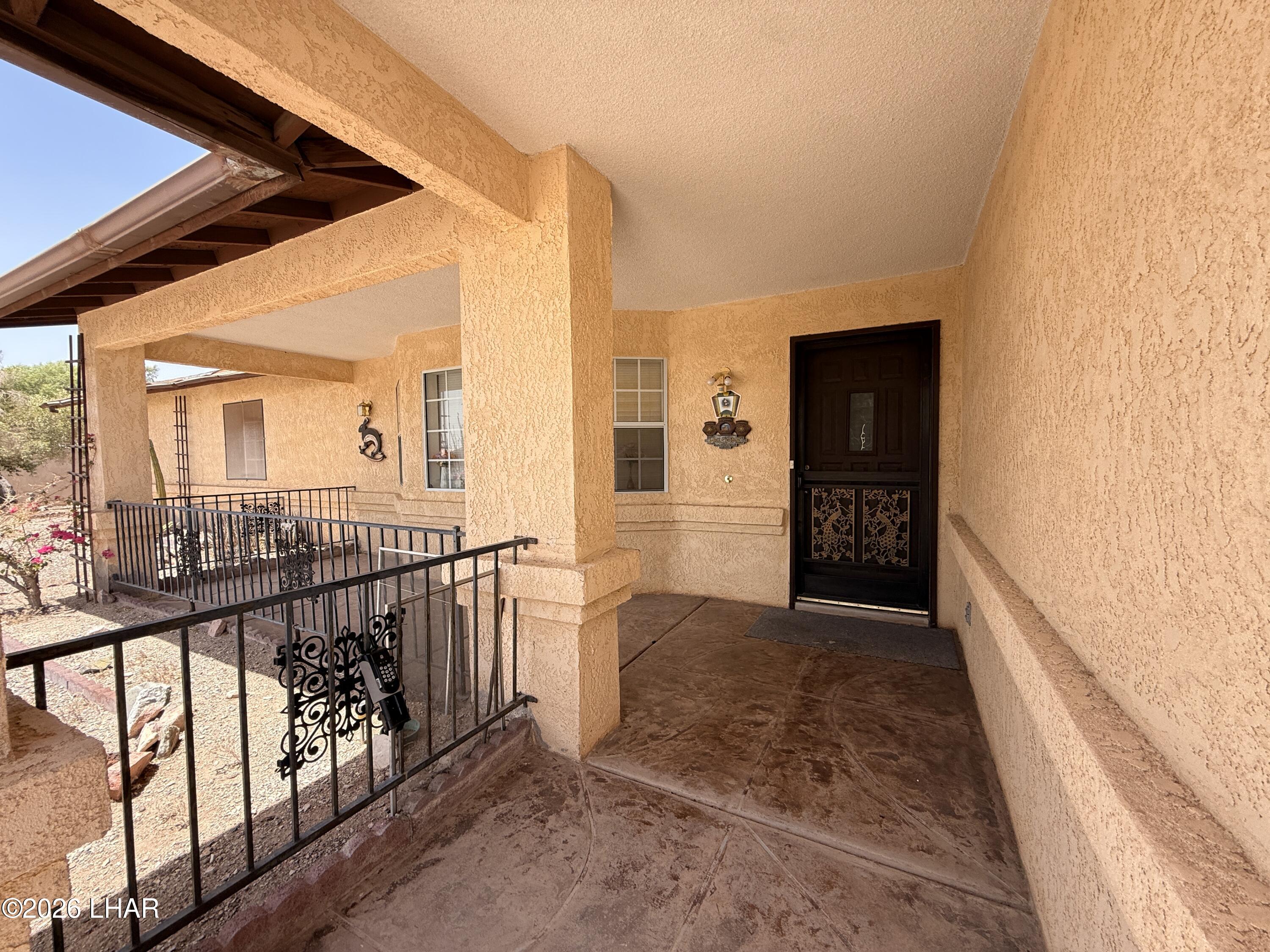 3815 Chesapeake Blvd Property Photo 3