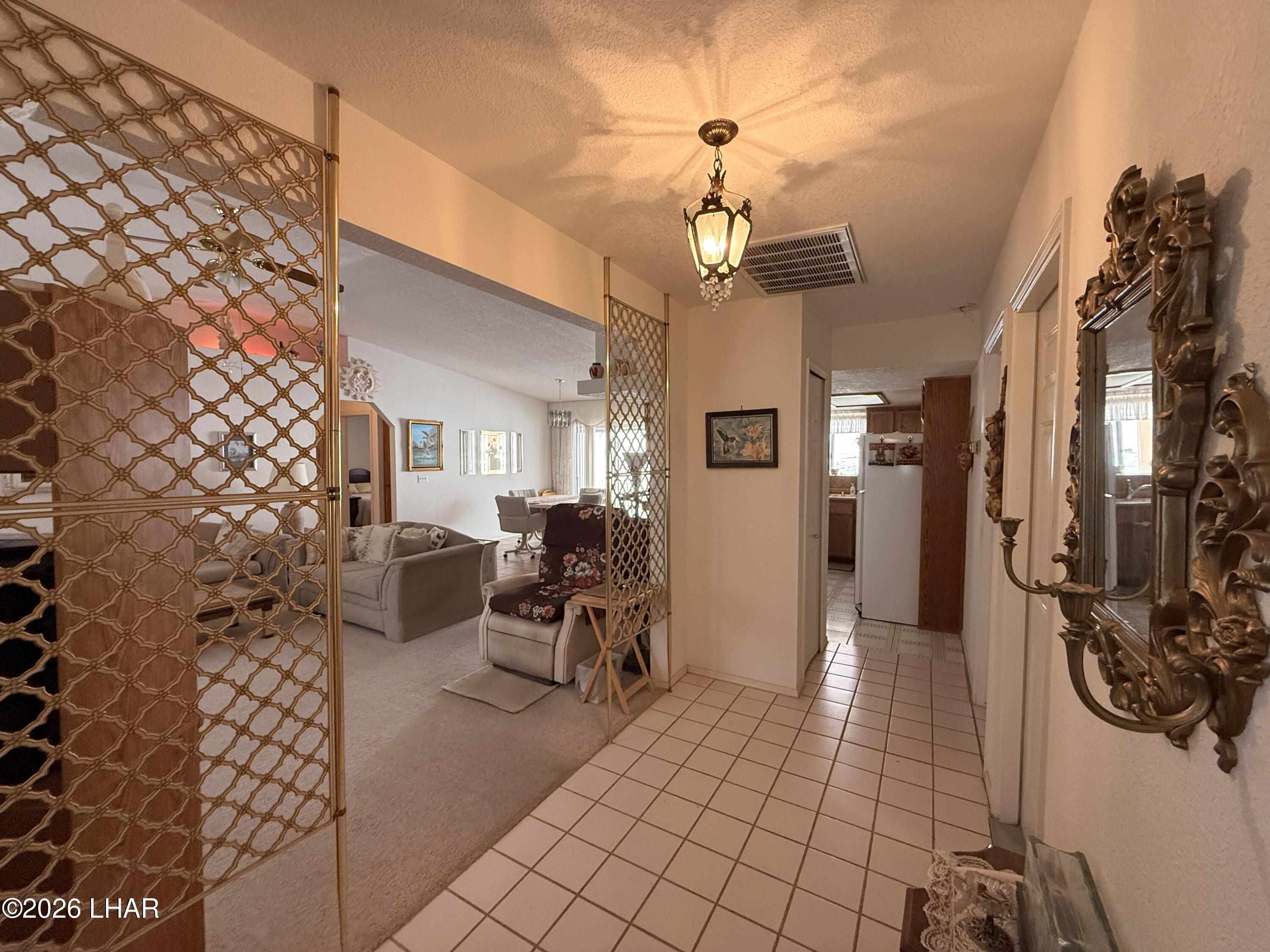 3815 Chesapeake Blvd Property Photo 4