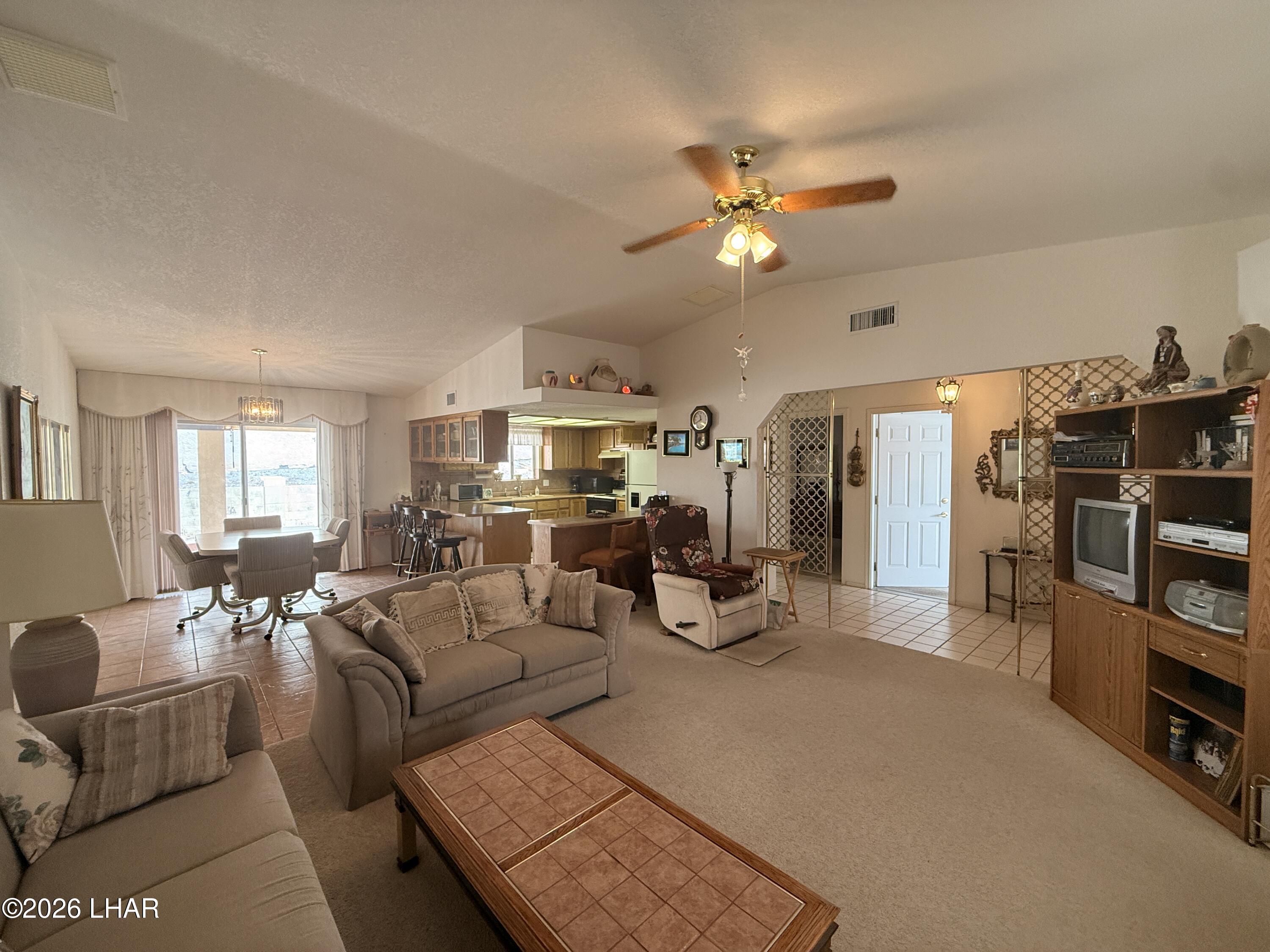 3815 Chesapeake Blvd Property Photo 5
