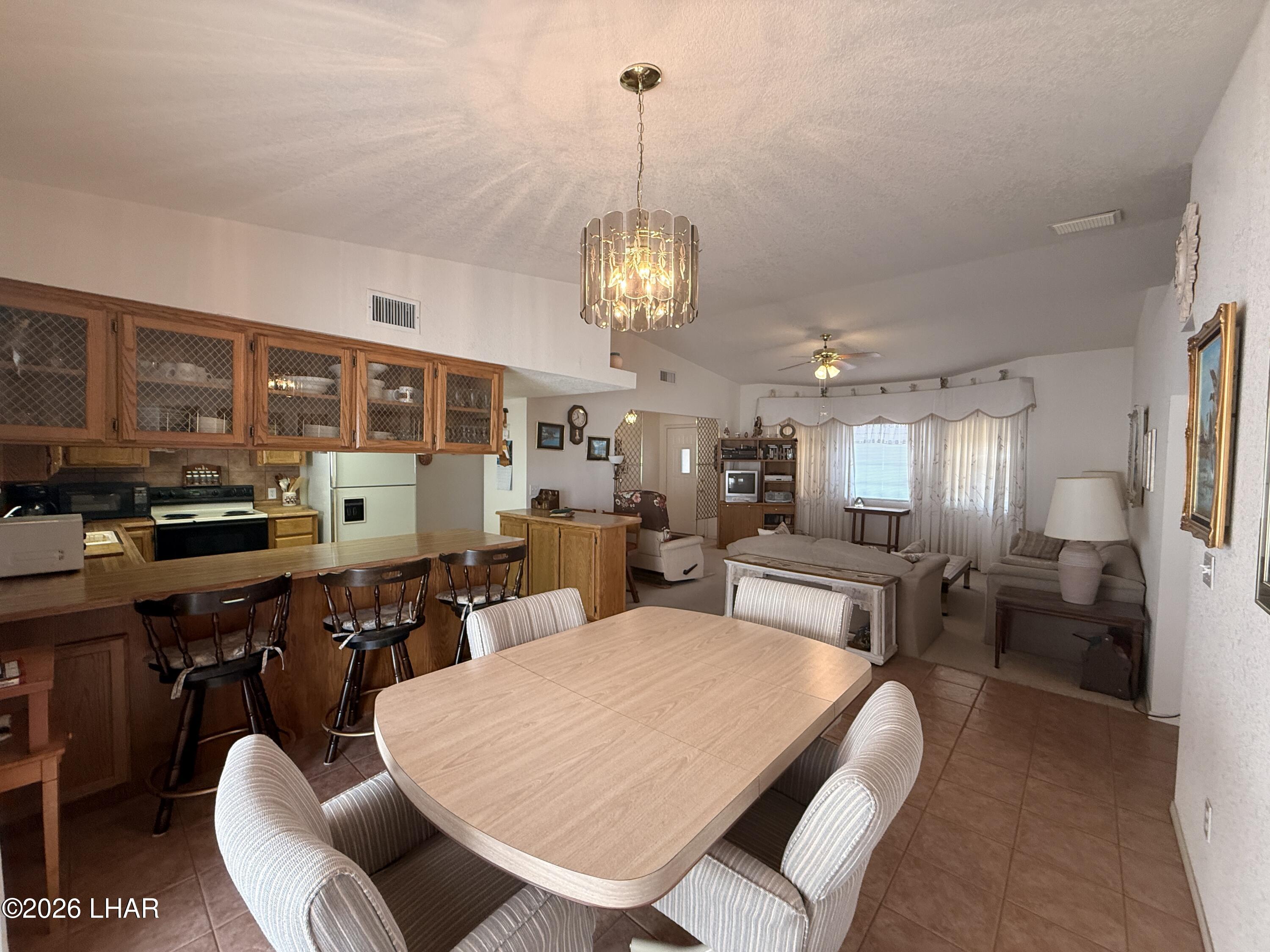 3815 Chesapeake Blvd Property Photo 13