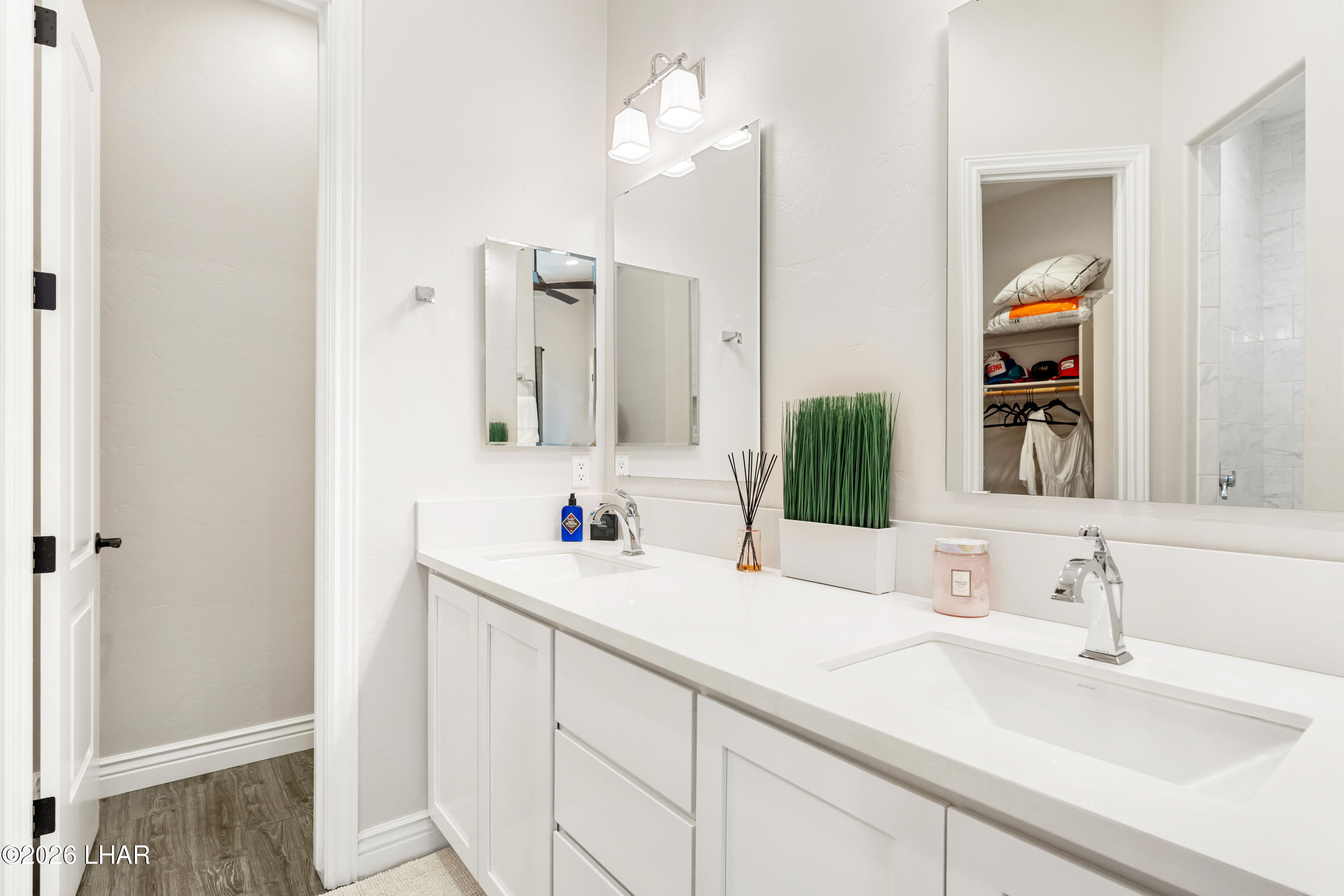 629 Veneto Property Photo 23