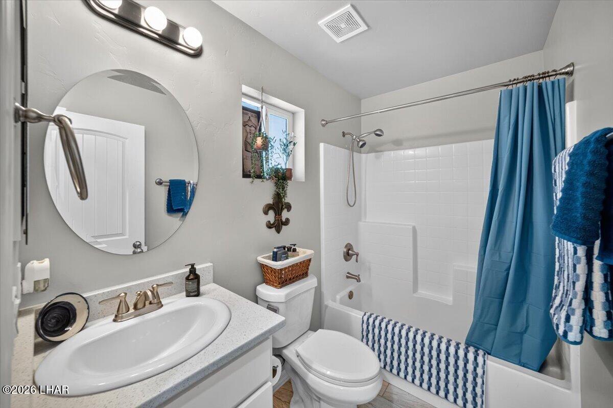 4579 N Van Nuys Rd Property Photo 28