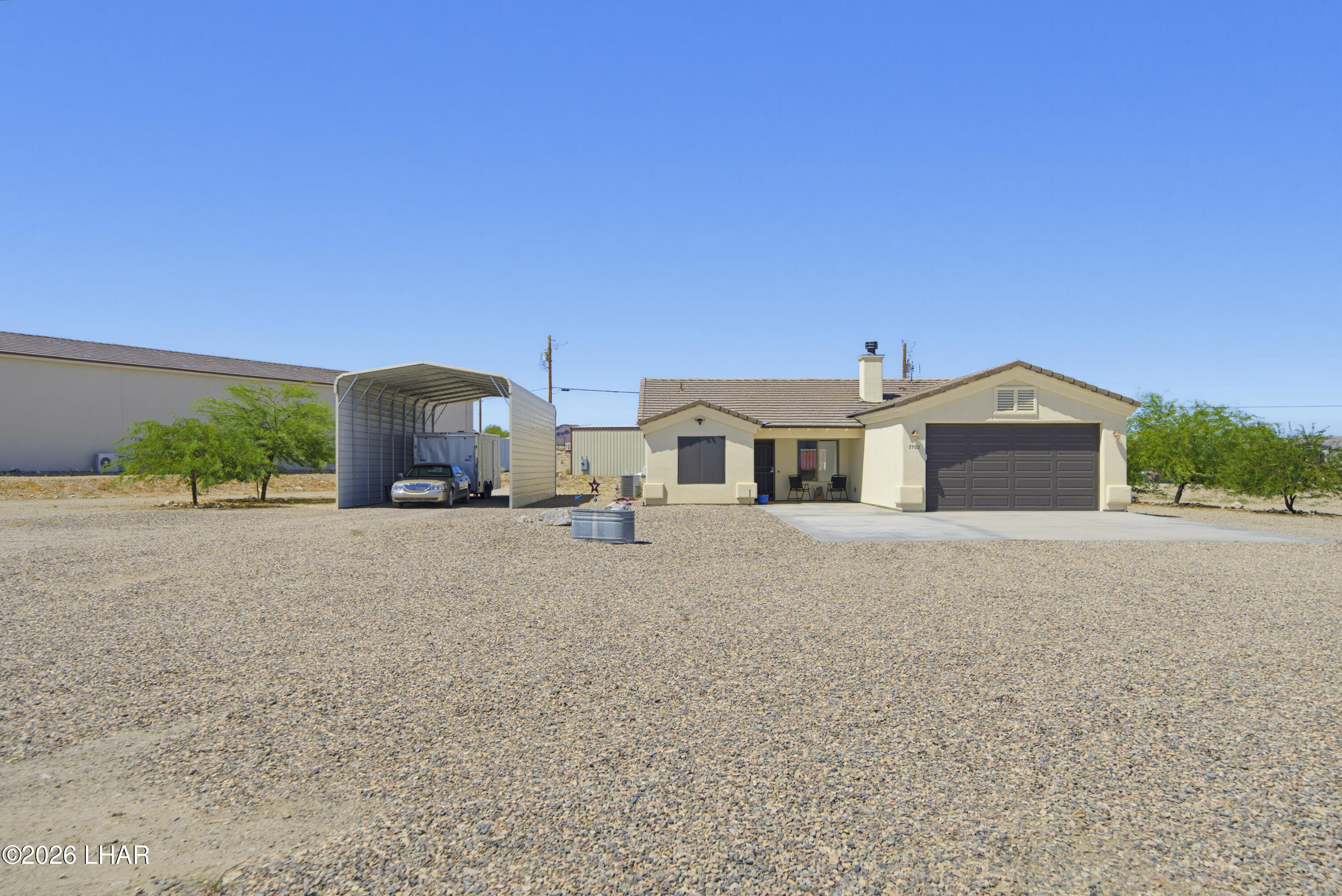 7703 N Rice Dr Property Photo 2