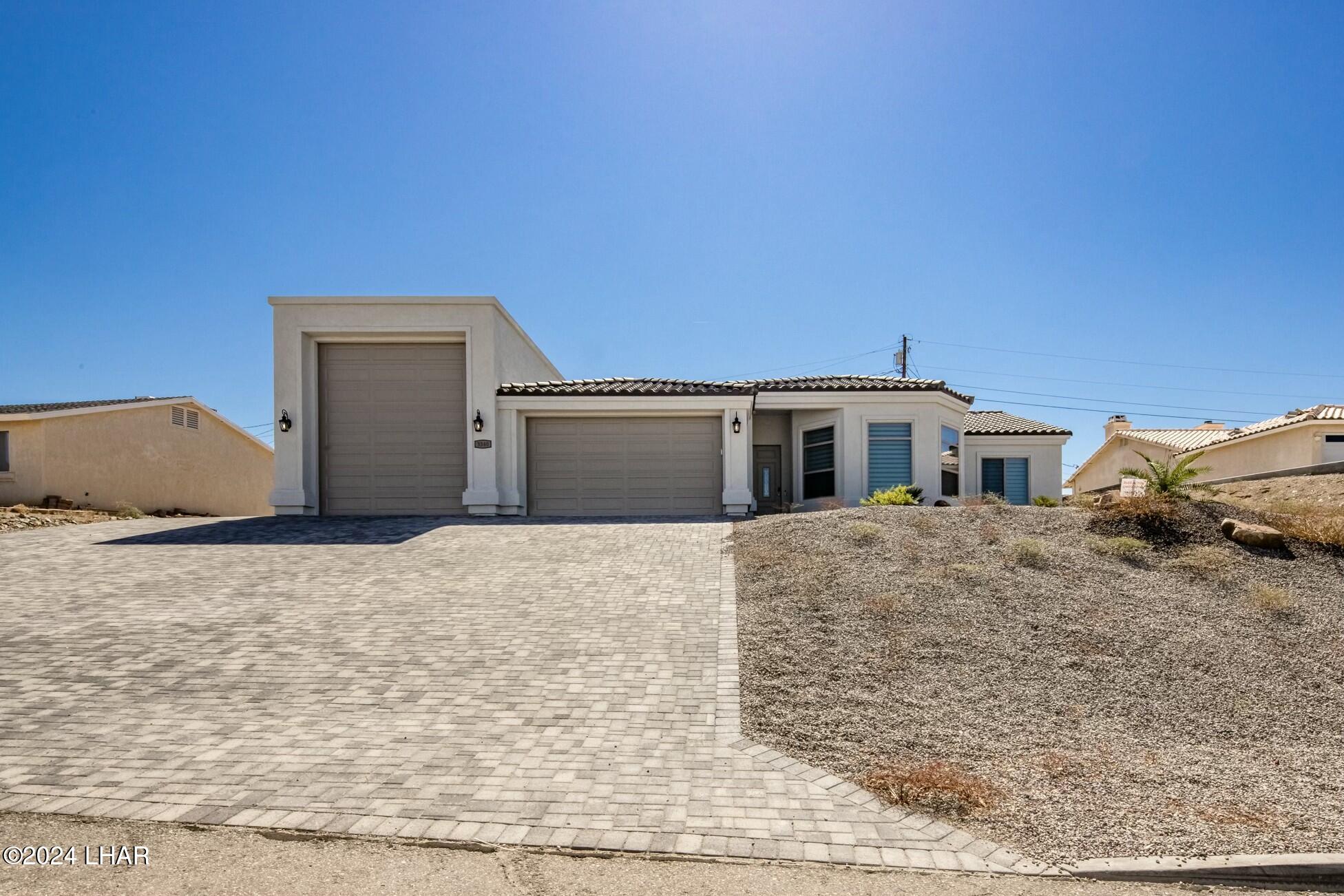 3340 Palo Verde Blvd N Property Photo 6