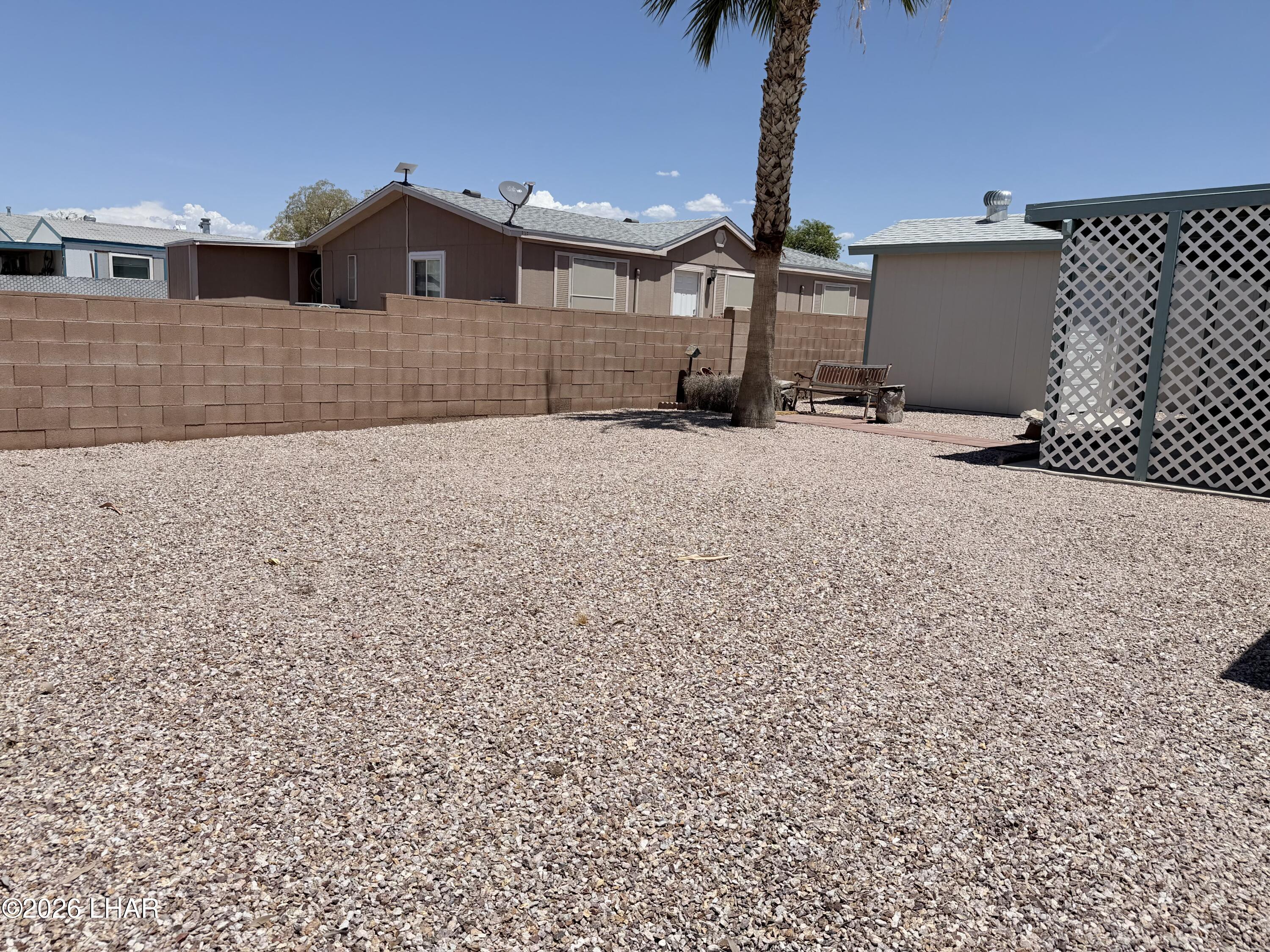 4467 S Amanda Ave Property Photo 4