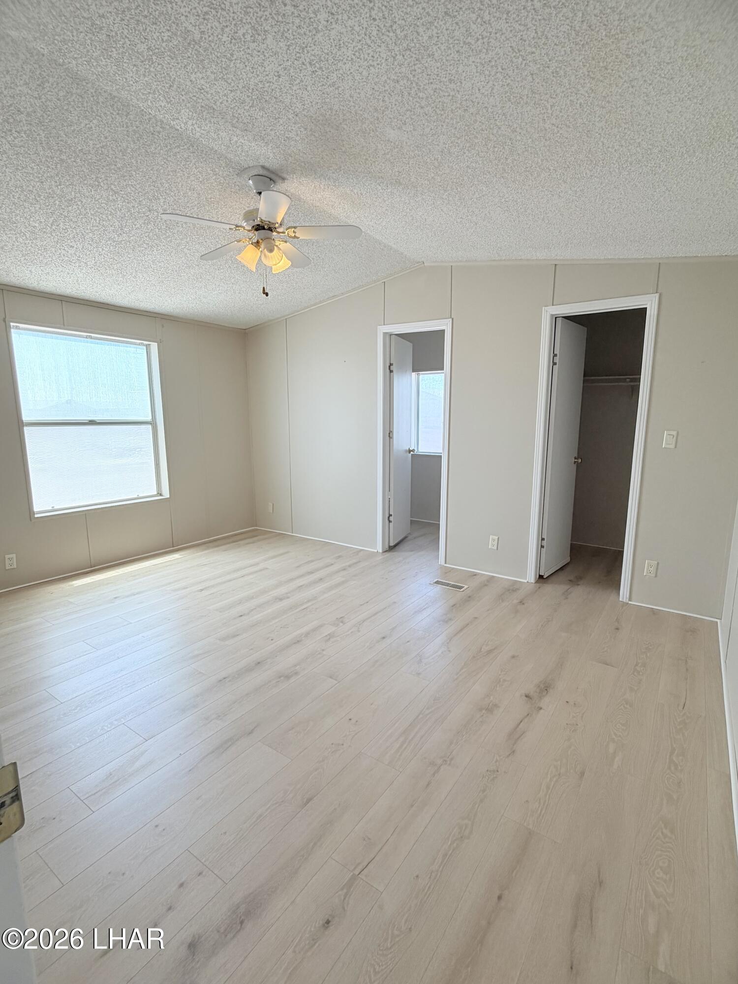 4467 S Amanda Ave Property Photo 12