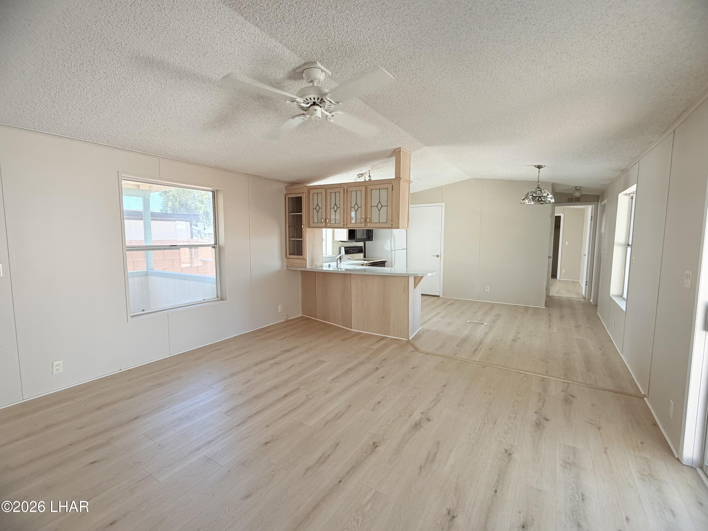 4467 S Amanda Ave Property Photo 28