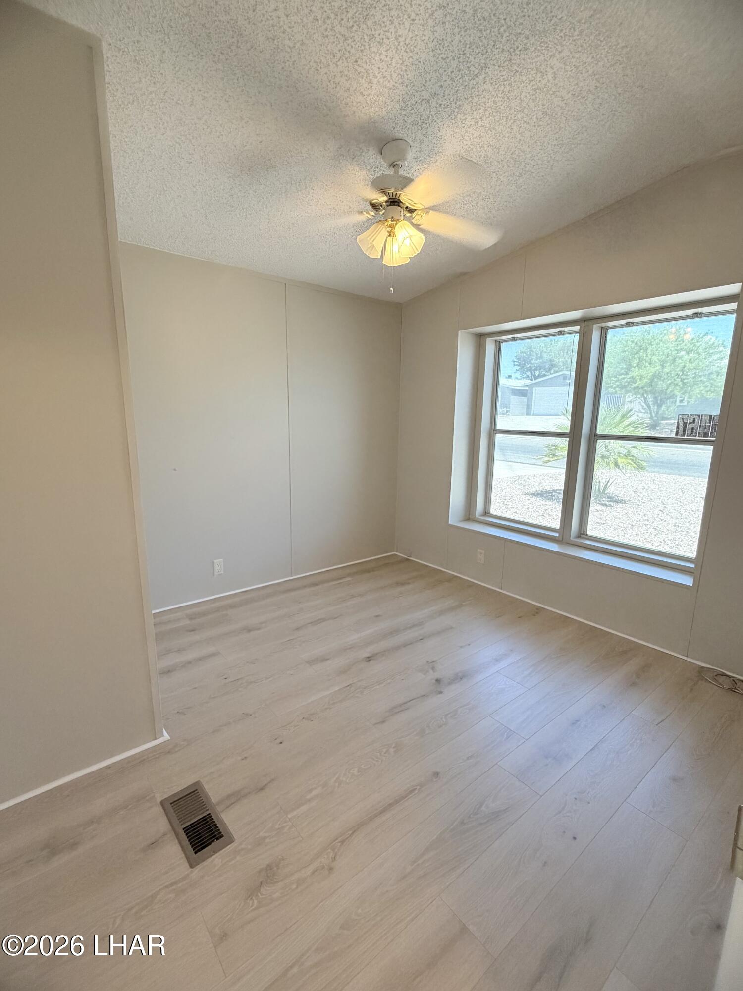 4467 S Amanda Ave Property Photo 30