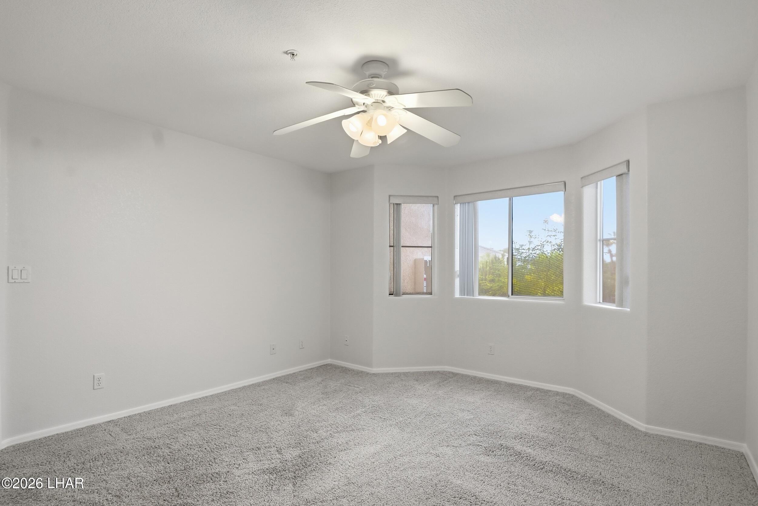 470 Acoma Blvd S 129b Property Photo 12