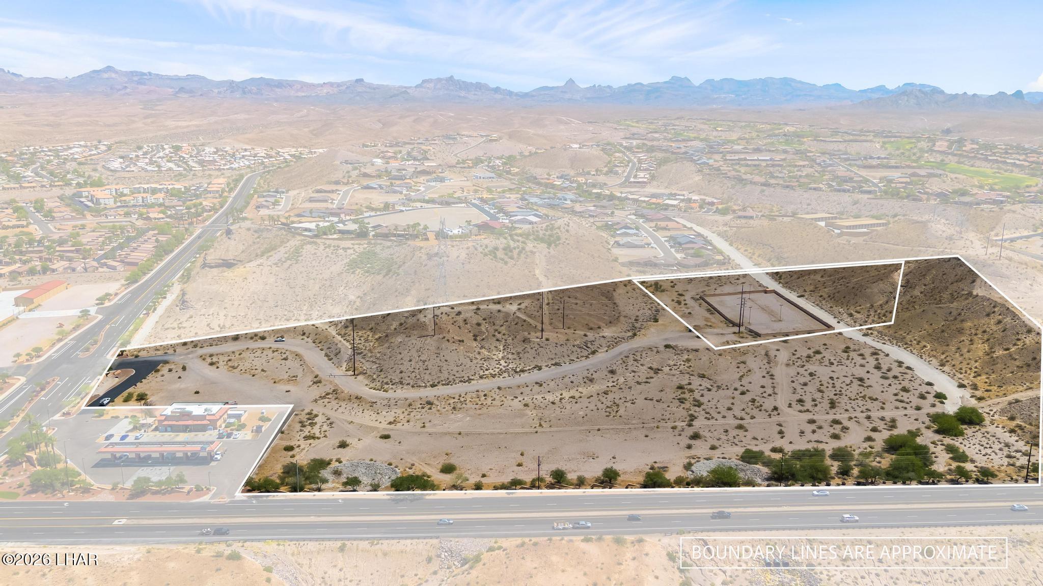 2620 Desert Foothills Dr Property Photo 2