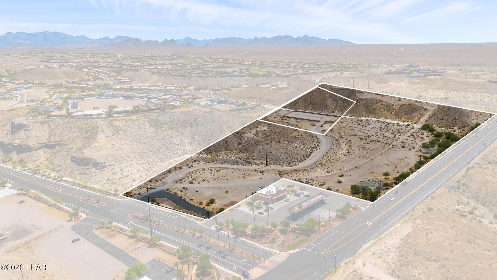2620 Desert Foothills Dr Property Photo 4