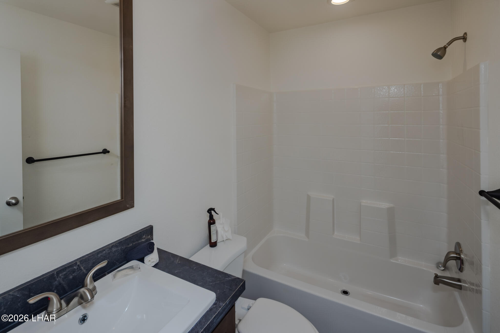 1100 Riverside Dr 118 Property Photo 25