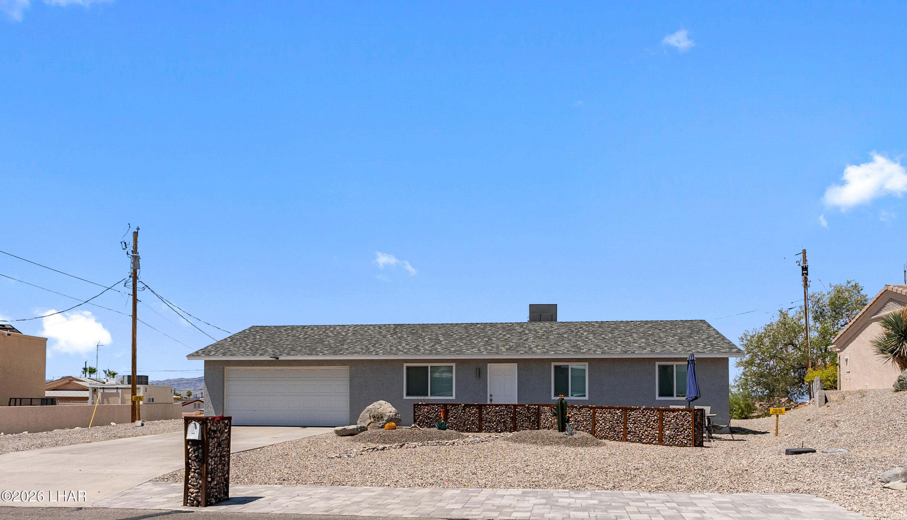 1000 Arabian Way Property Photo 1