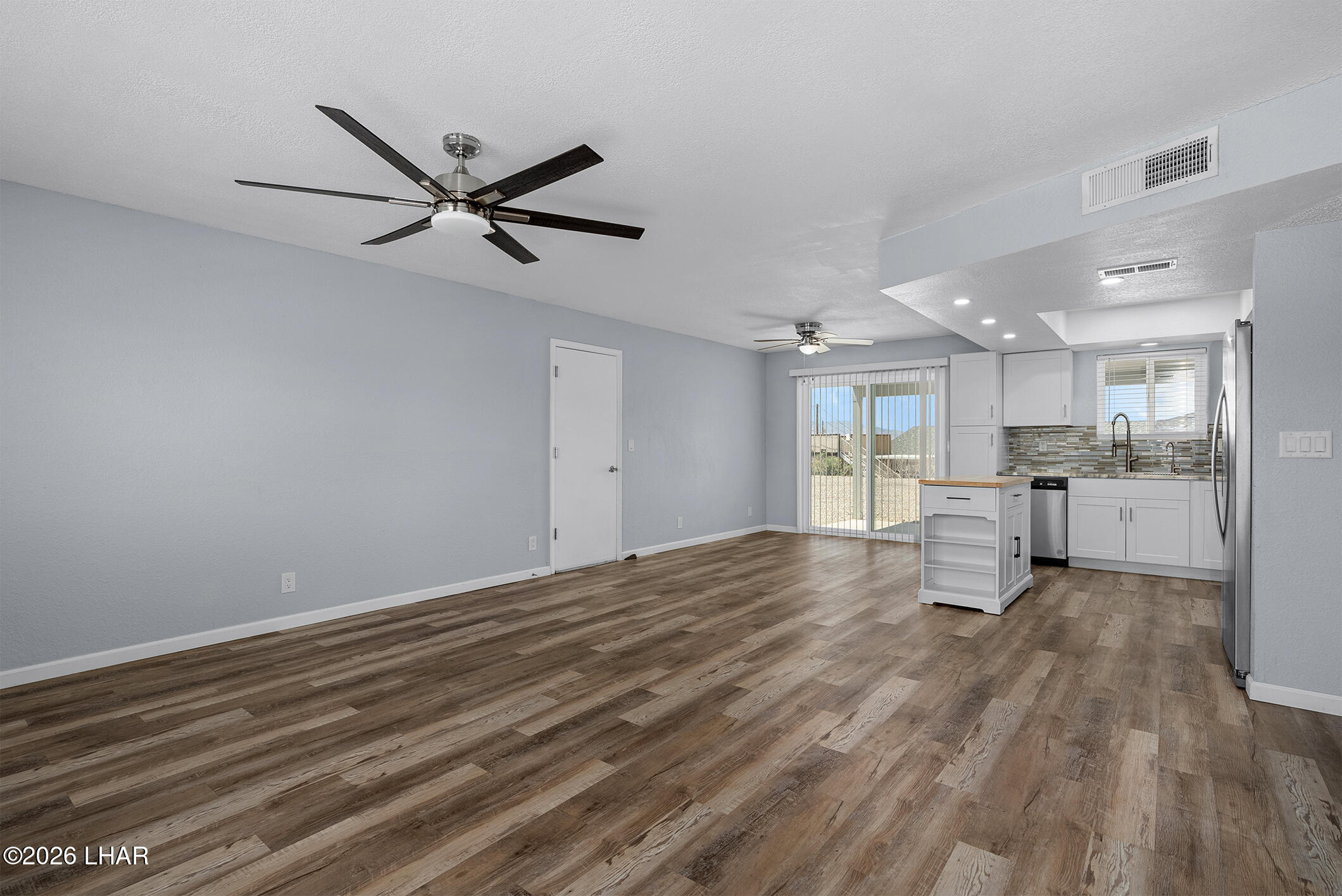 1000 Arabian Way Property Photo 2