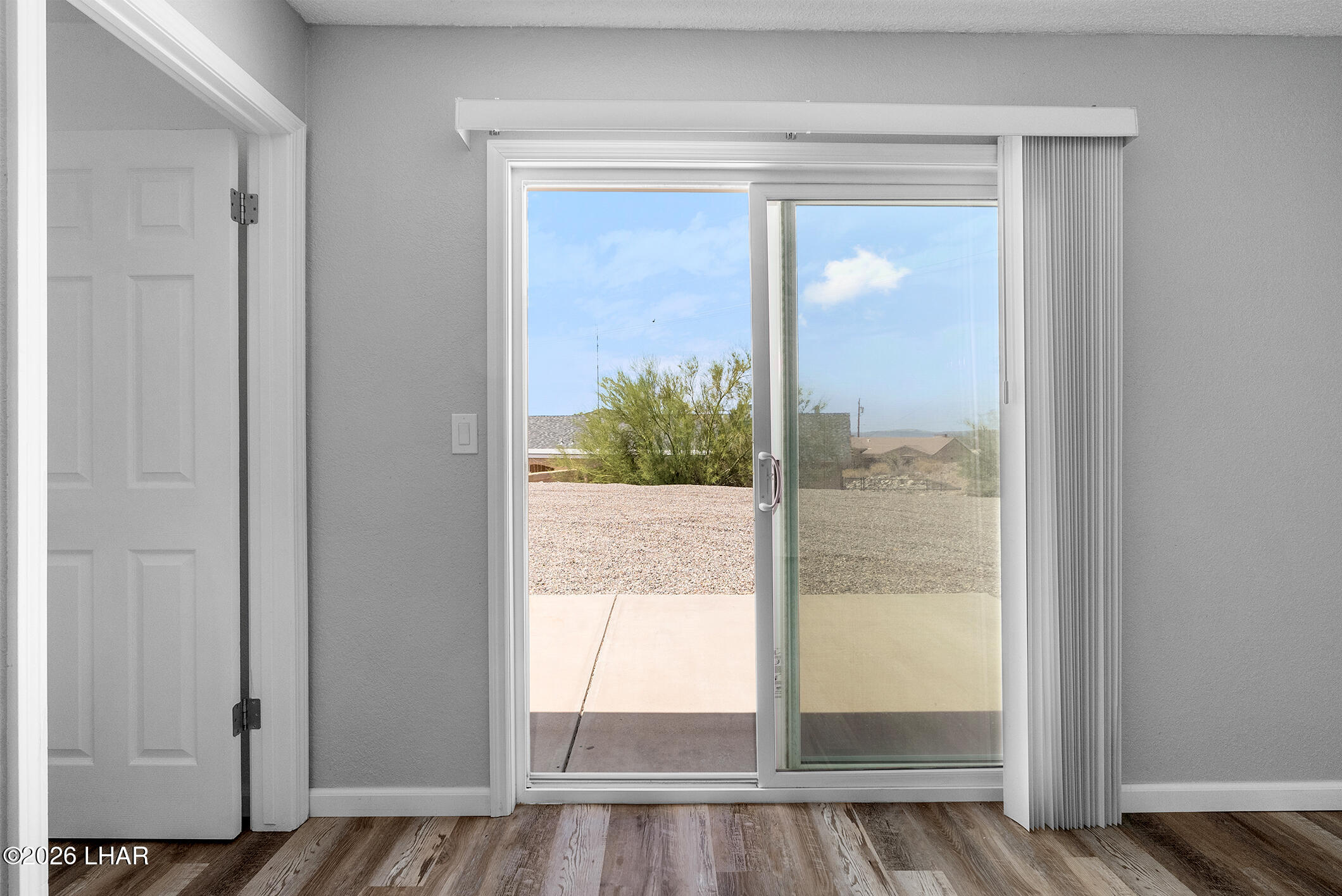 1000 Arabian Way Property Photo 3