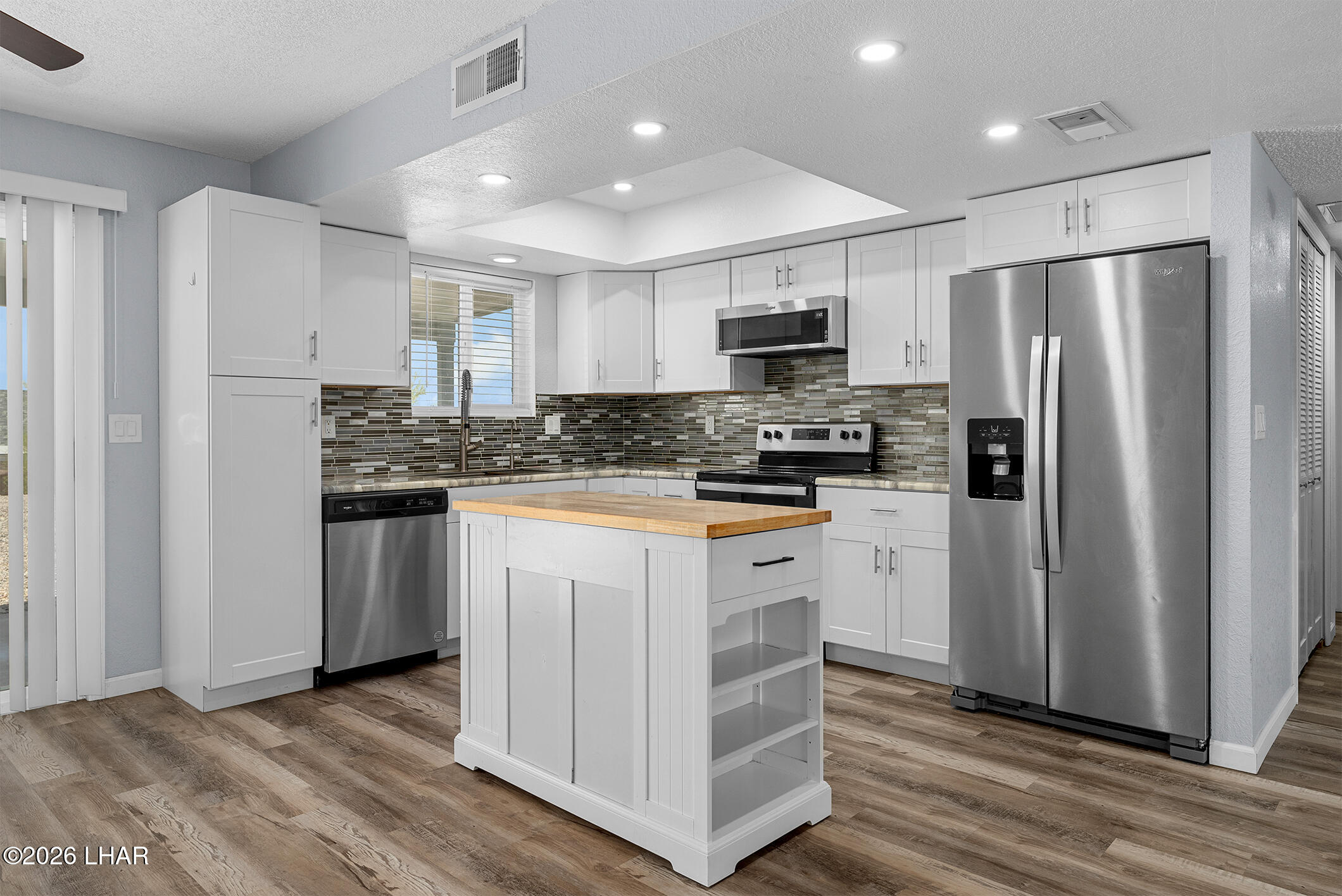 1000 Arabian Way Property Photo 14