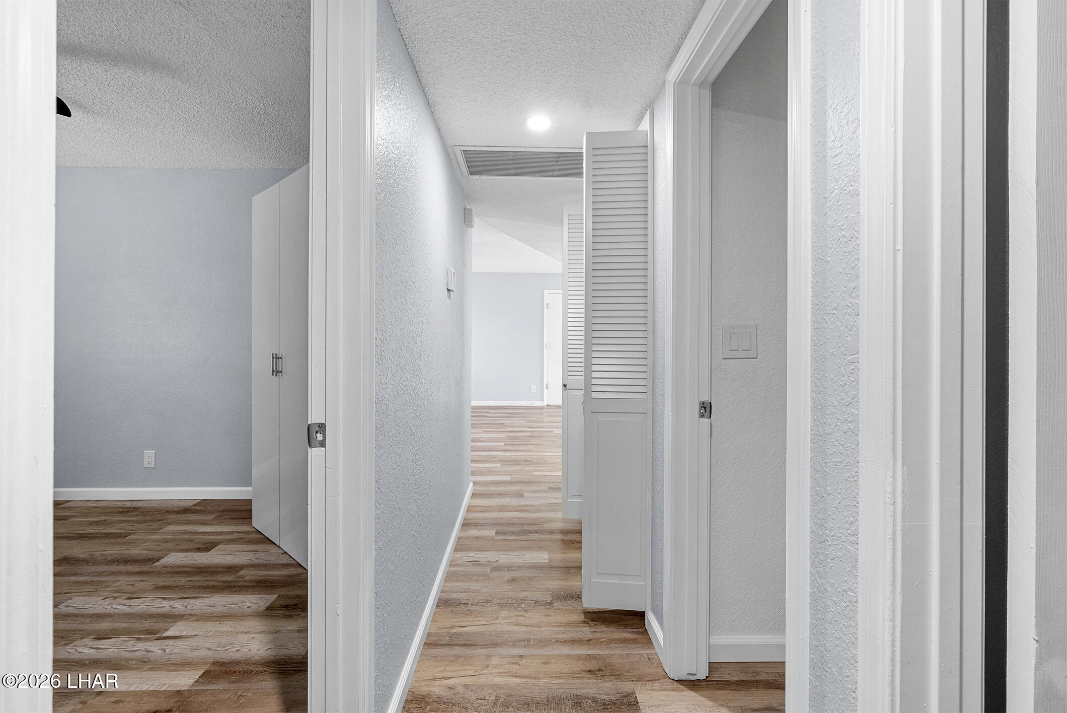 1000 Arabian Way Property Photo 18