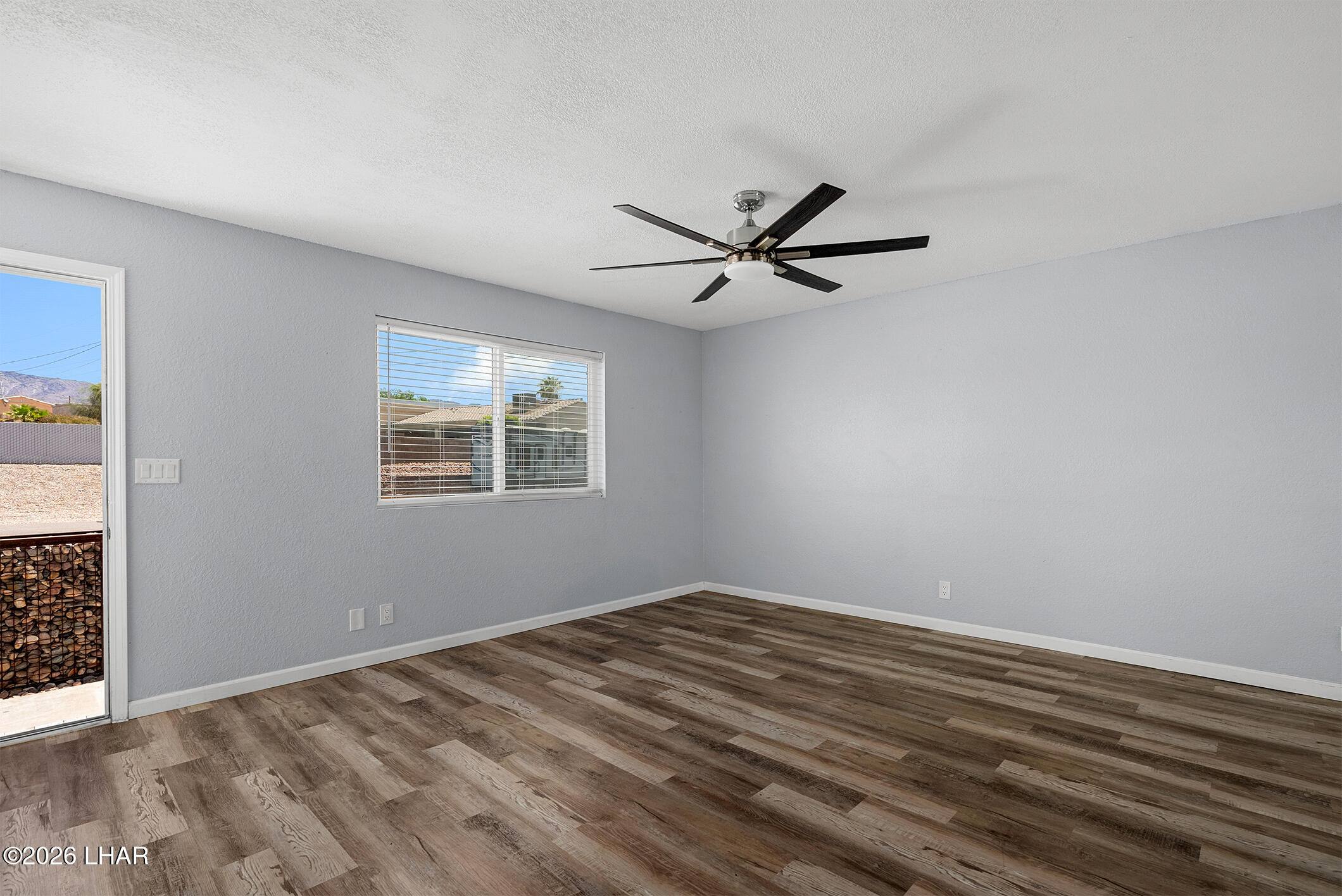 1000 Arabian Way Property Photo 28