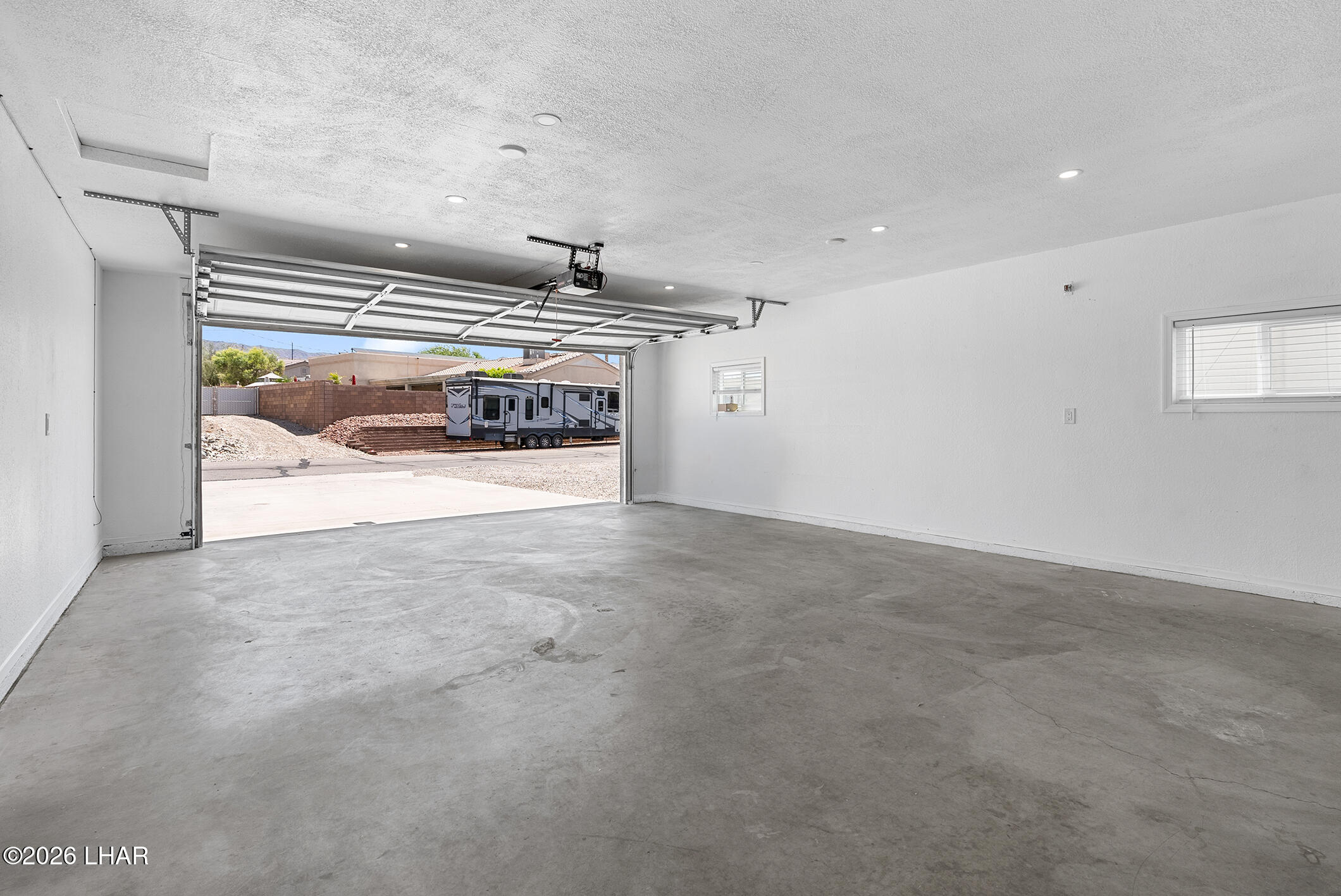 1000 Arabian Way Property Photo 30