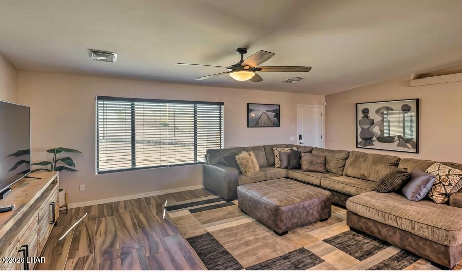 3839 Winnebago Ln Winnebago Ln Property Photo 4