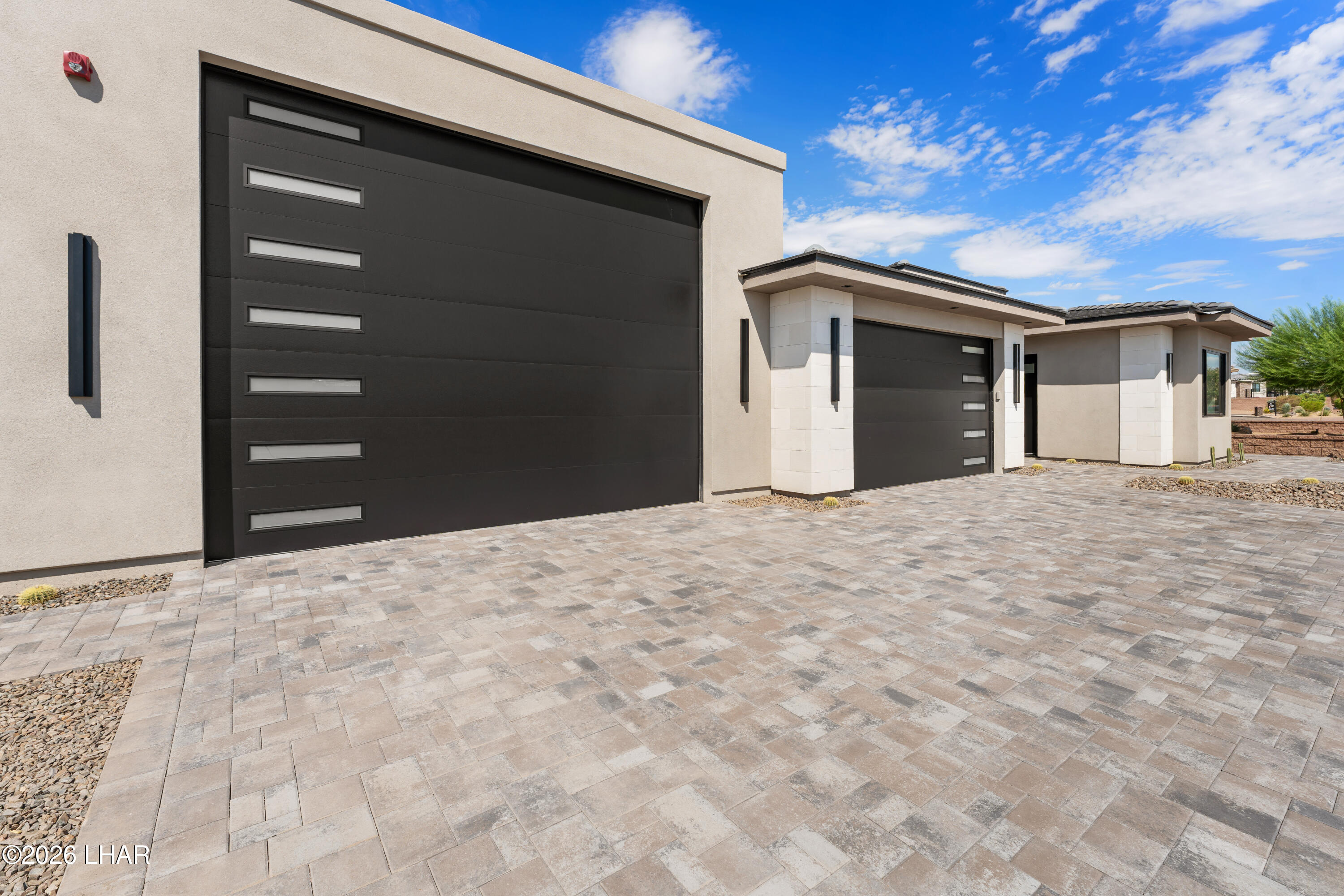 6873 Avienda De Los Foothills Property Photo 5