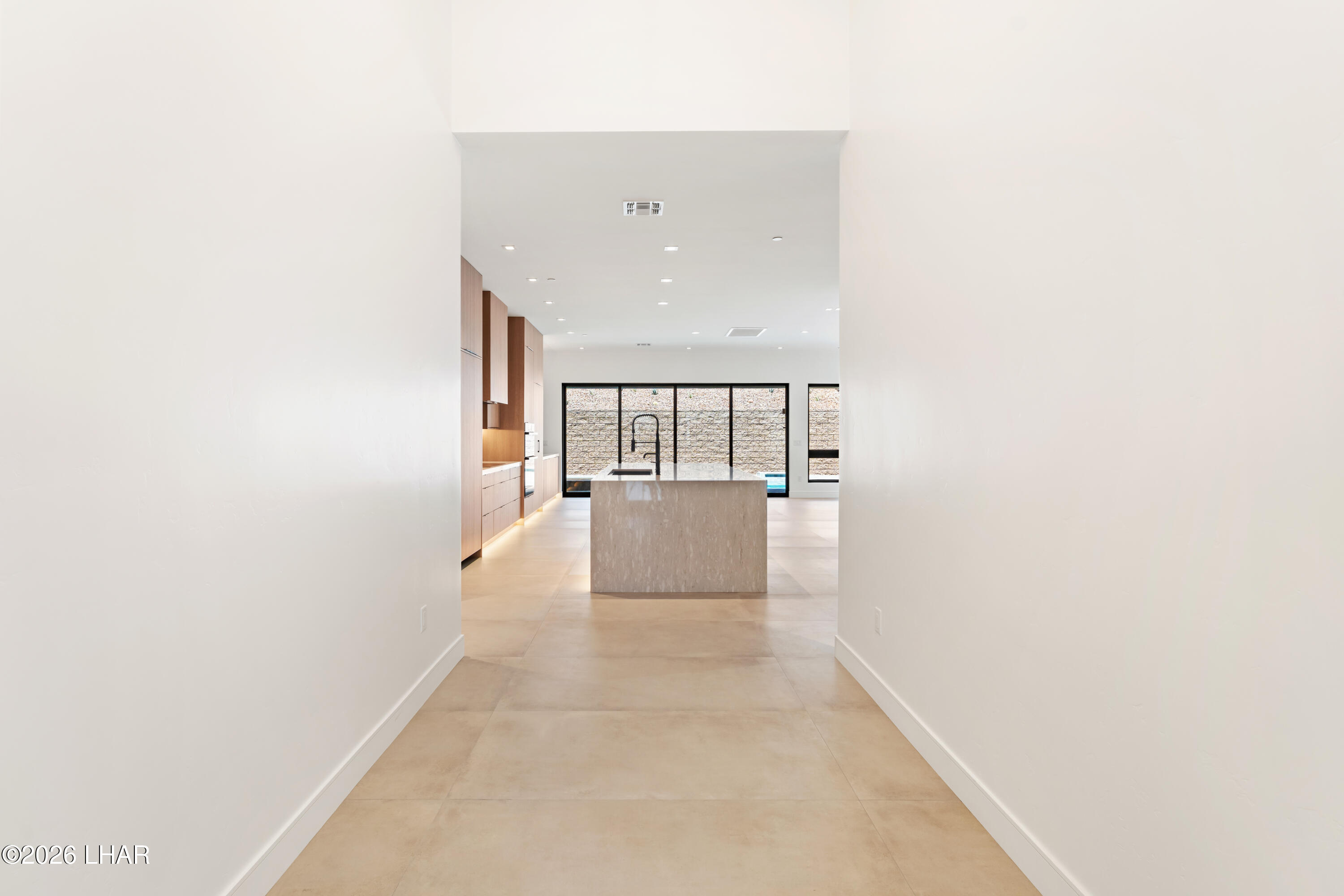 6873 Avienda De Los Foothills Property Photo 9
