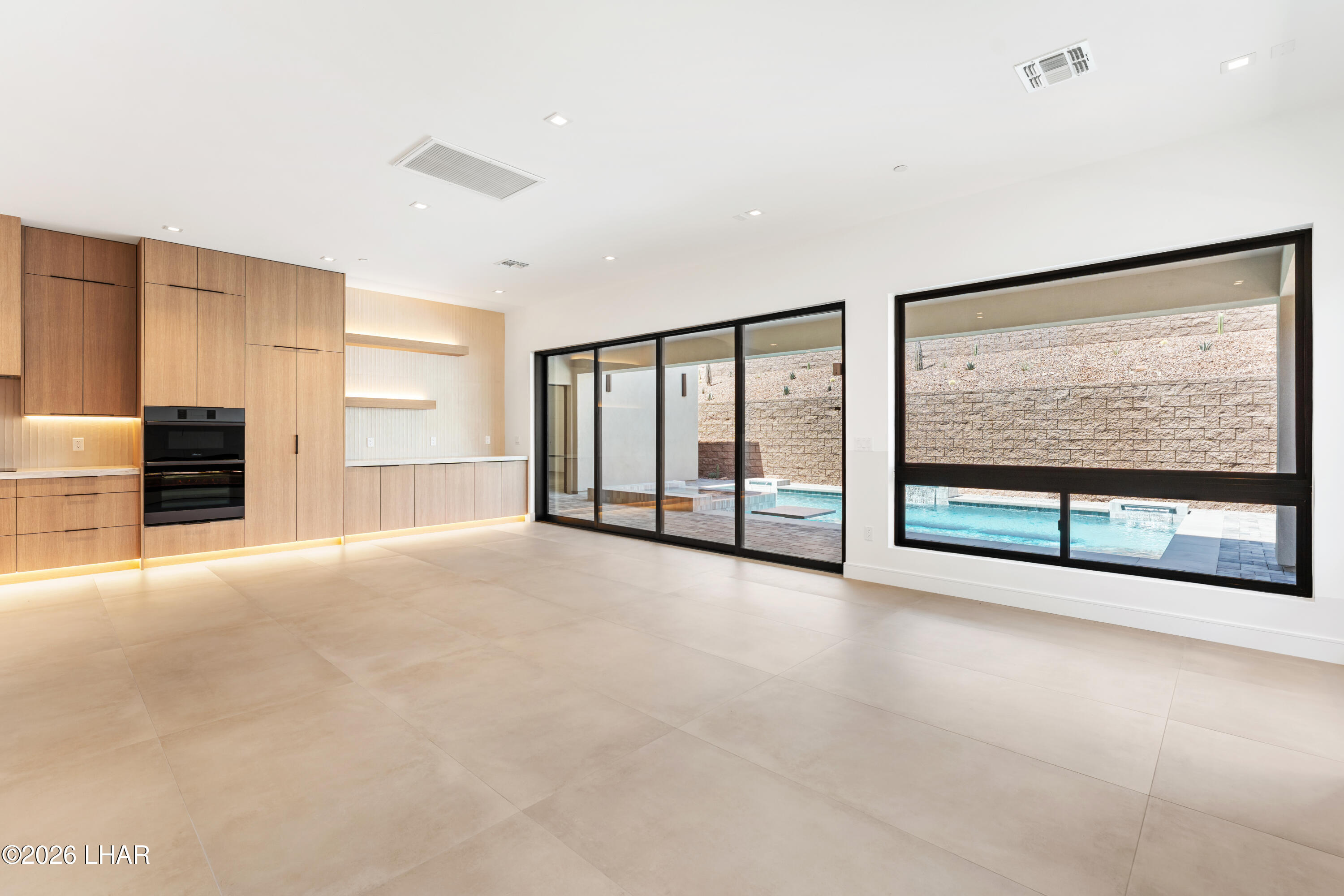 6873 Avienda De Los Foothills Property Photo 16