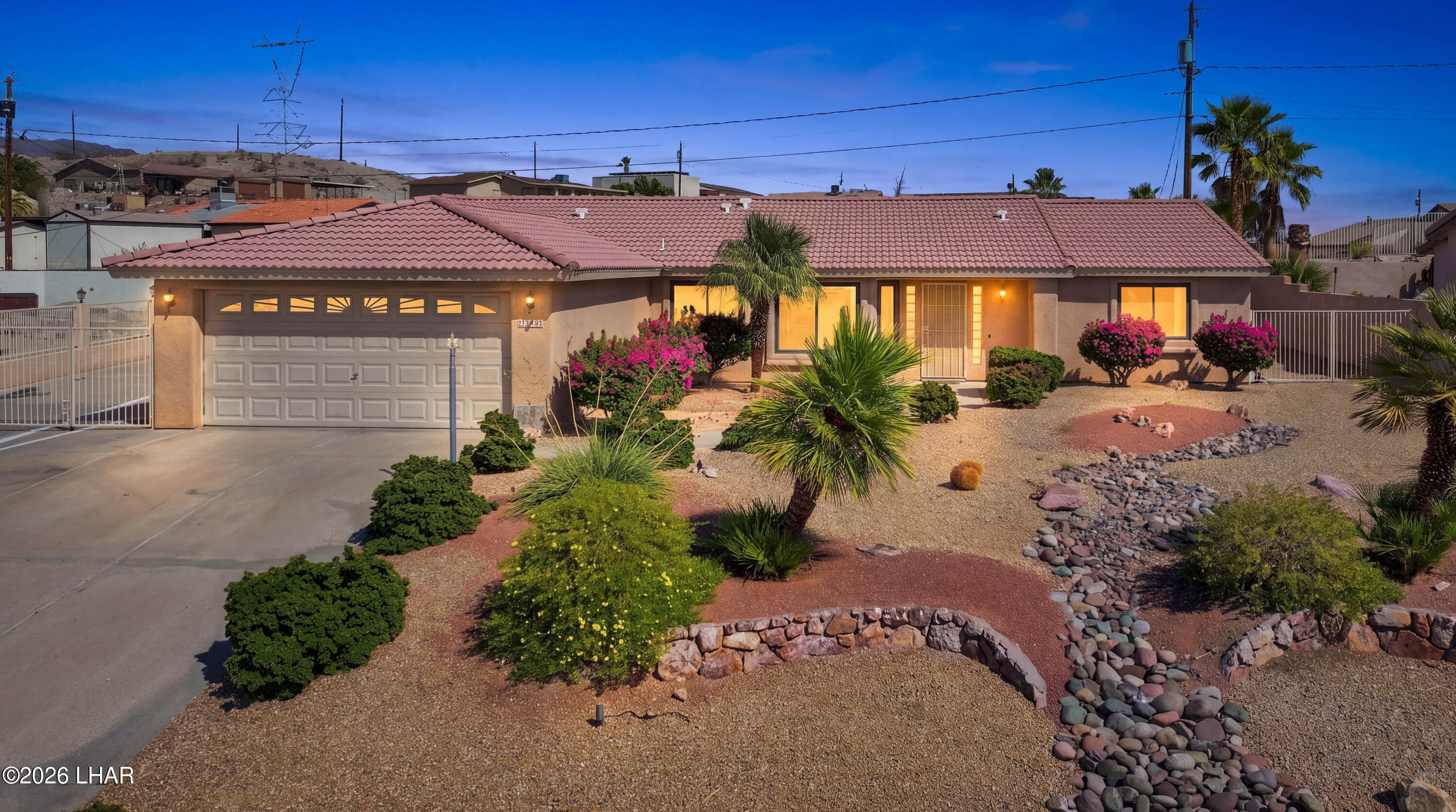 3048 Mirage Dr Property Photo 1