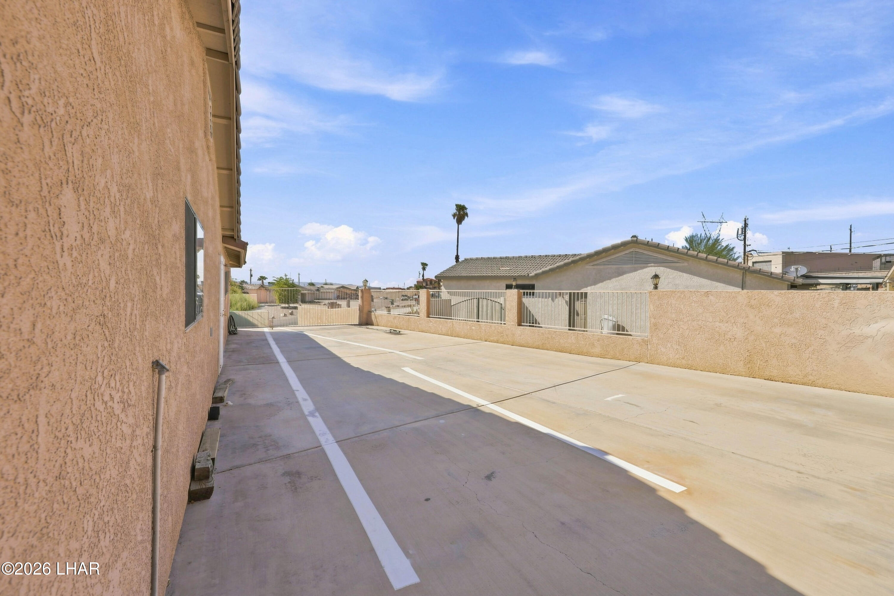 3048 Mirage Dr Property Photo 40