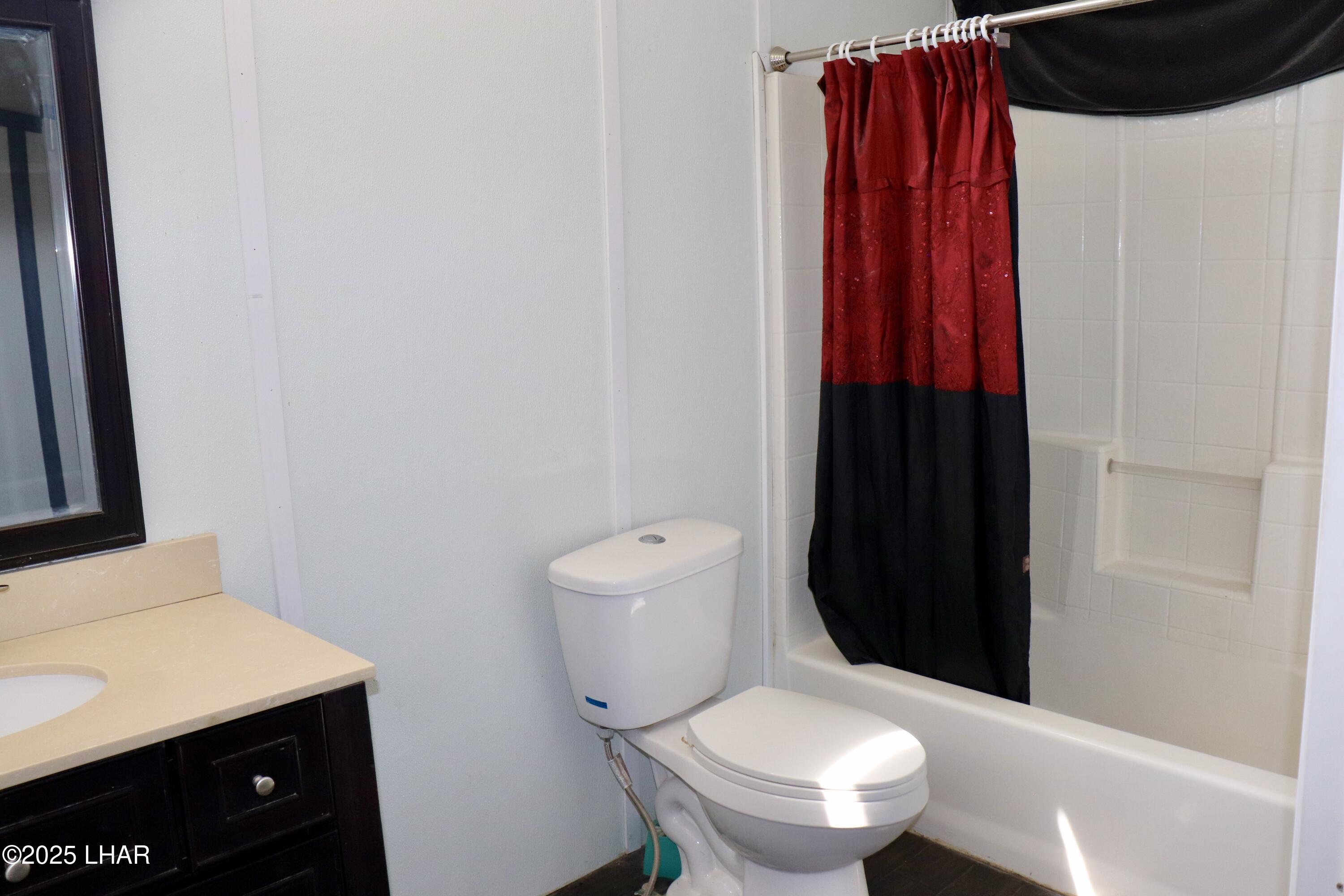 7873 N Hemlock Dr Property Photo 21