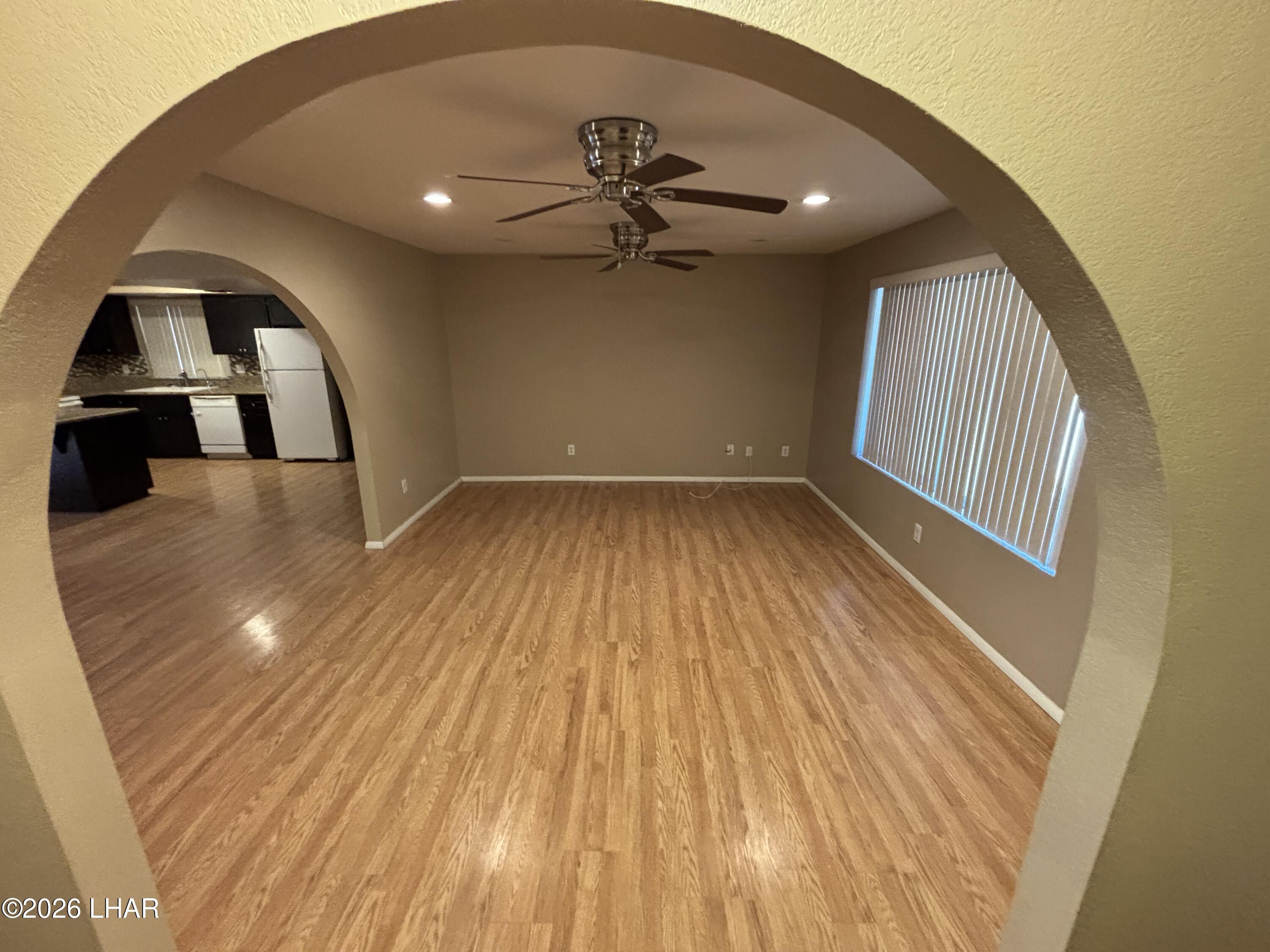 169 Greentree Dr Property Photo 6