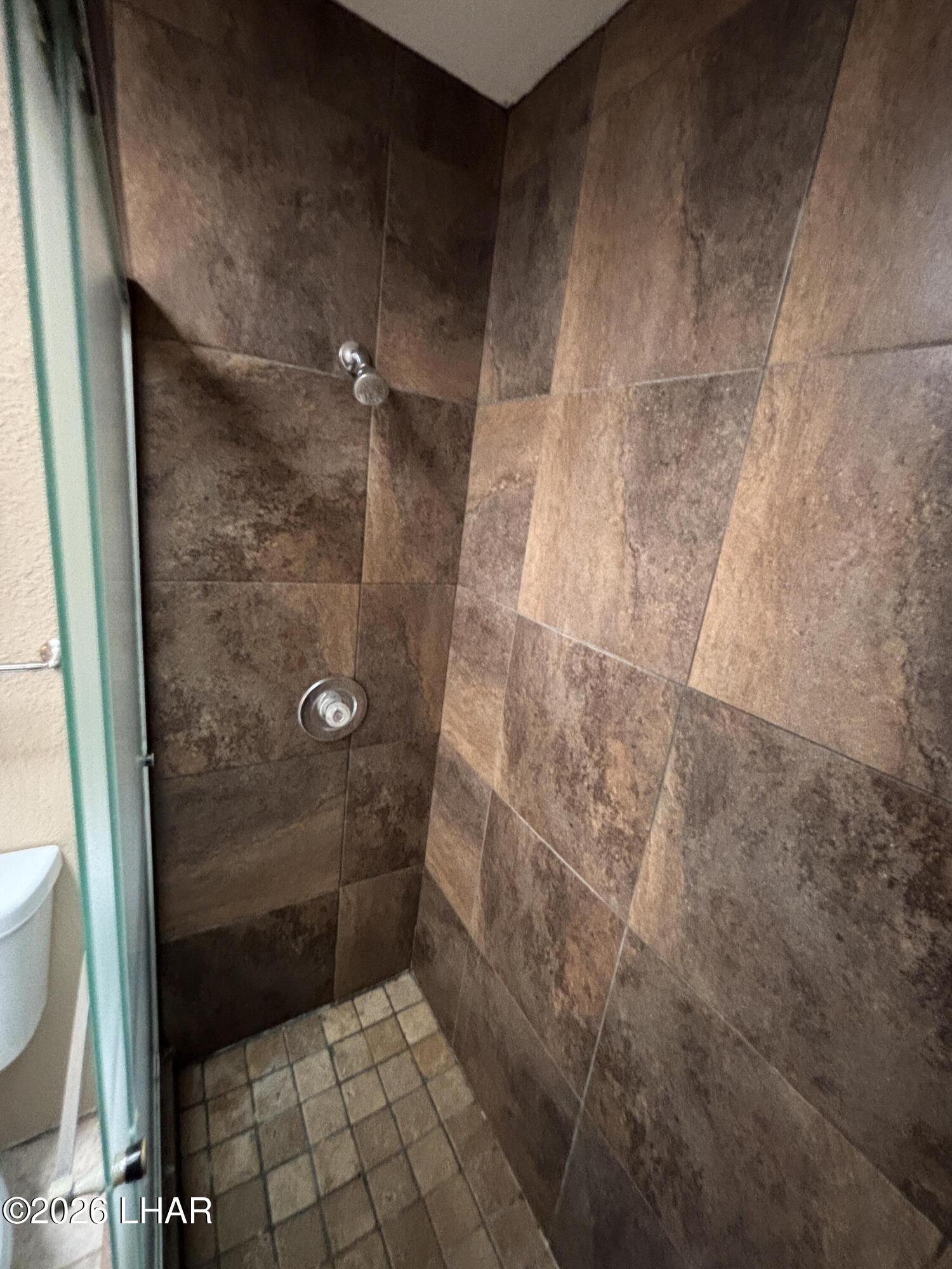 169 Greentree Dr Property Photo 16