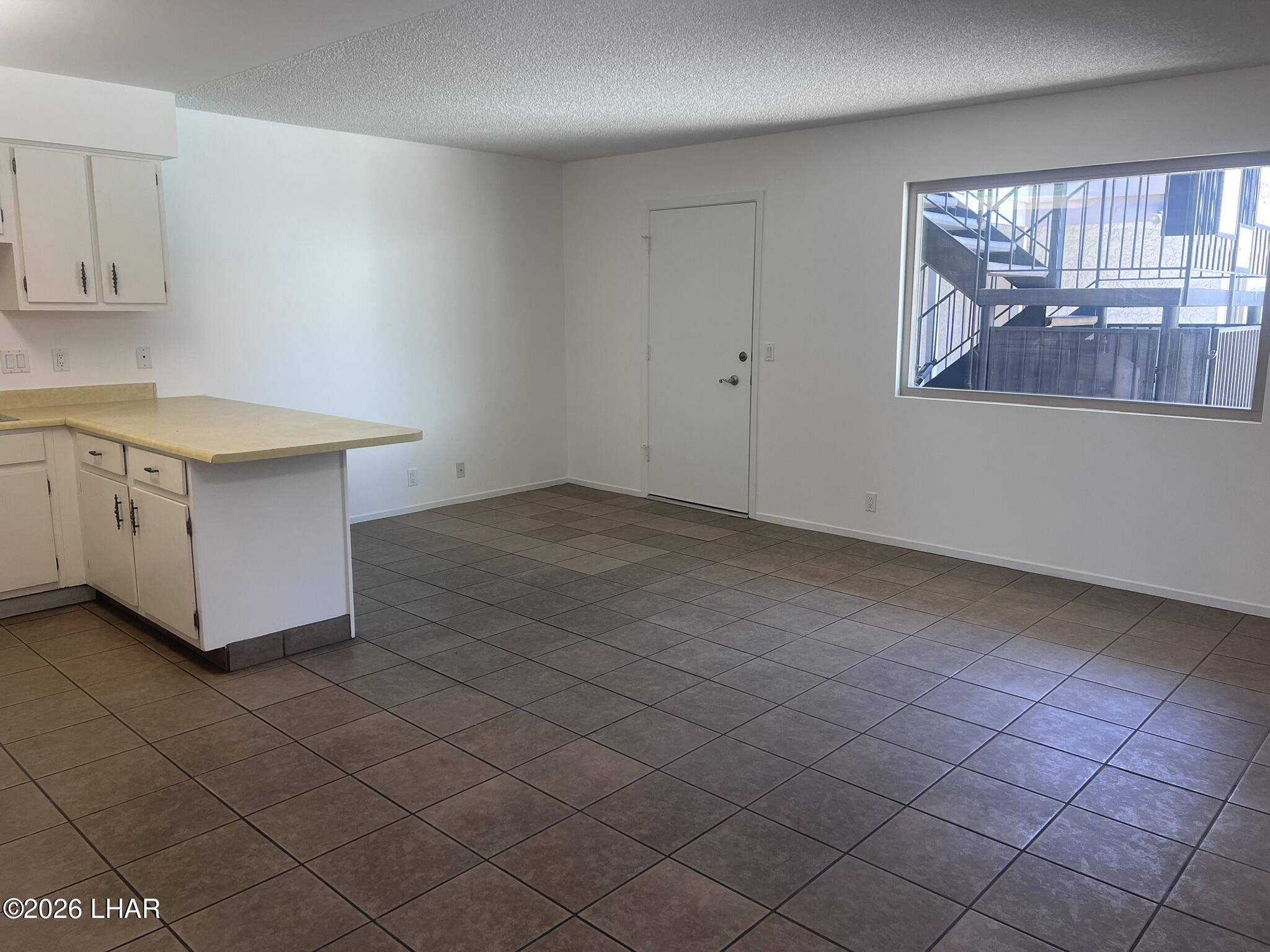 100 Mulberry Ave 105 Property Photo 7
