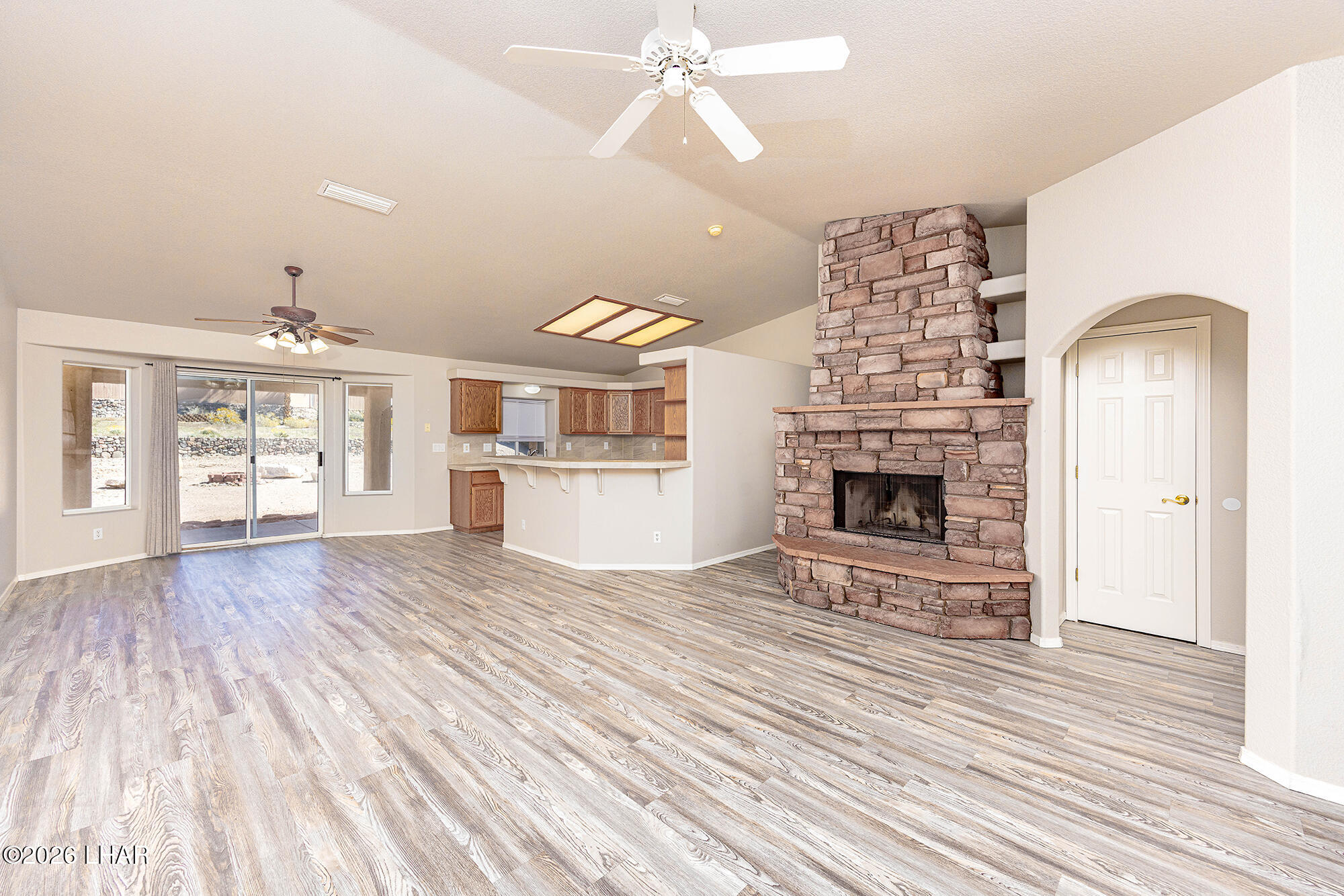 3159 Bermuda Ct Property Photo 8