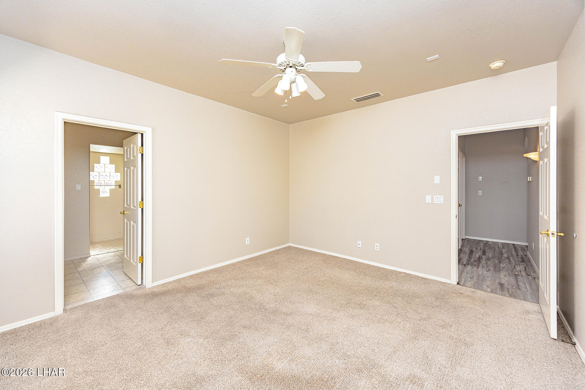 3159 Bermuda Ct Property Photo 16