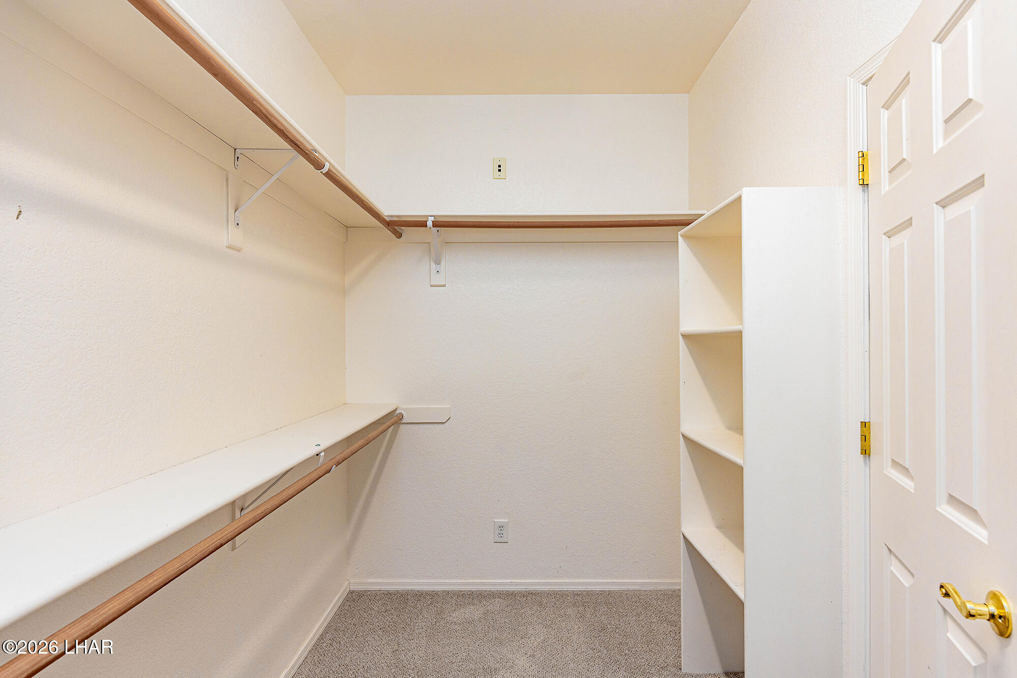 3159 Bermuda Ct Property Photo 20
