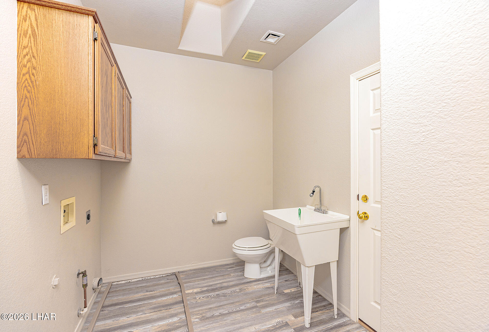 3159 Bermuda Ct Property Photo 27