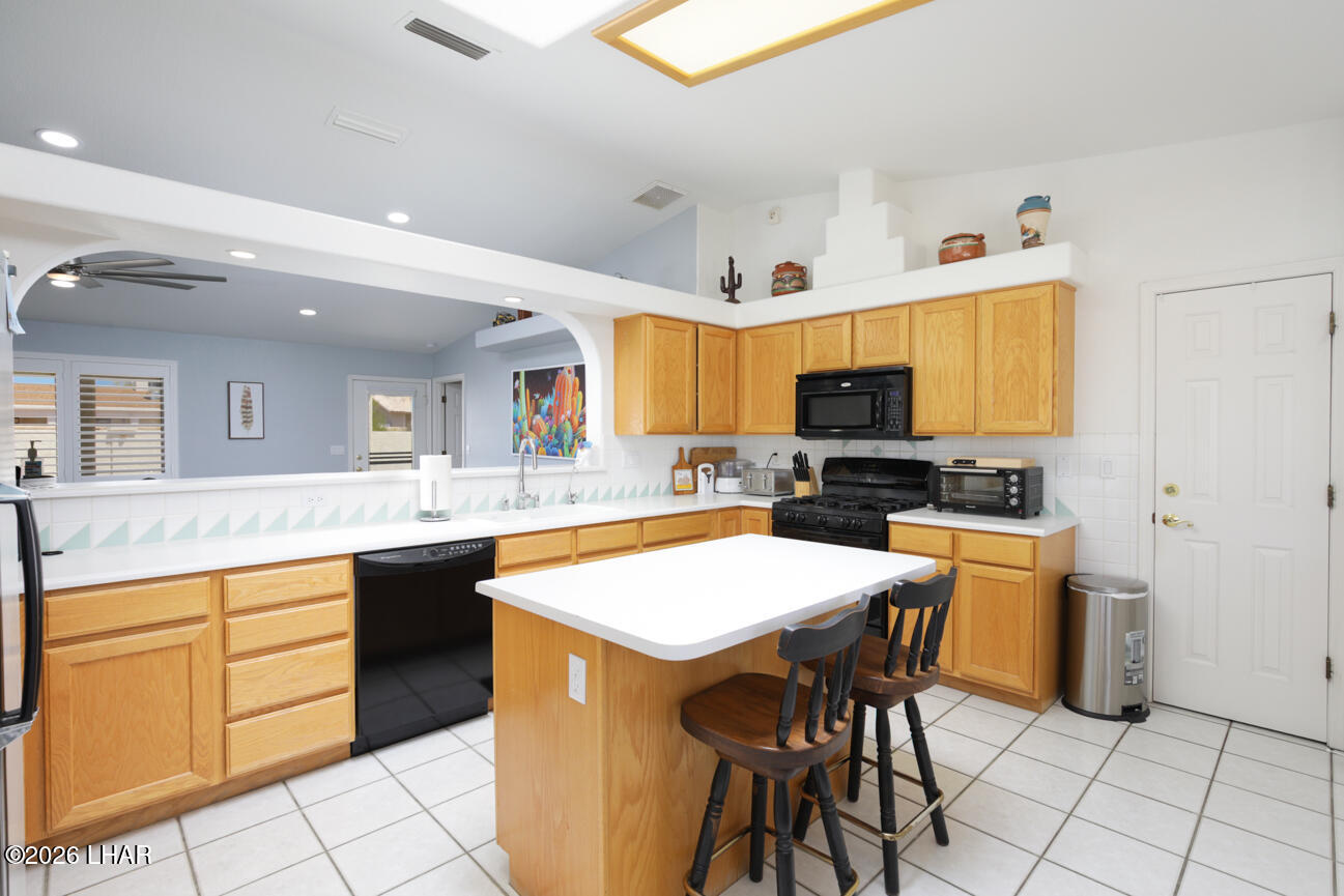 3095 Saratoga Ave Property Photo 11
